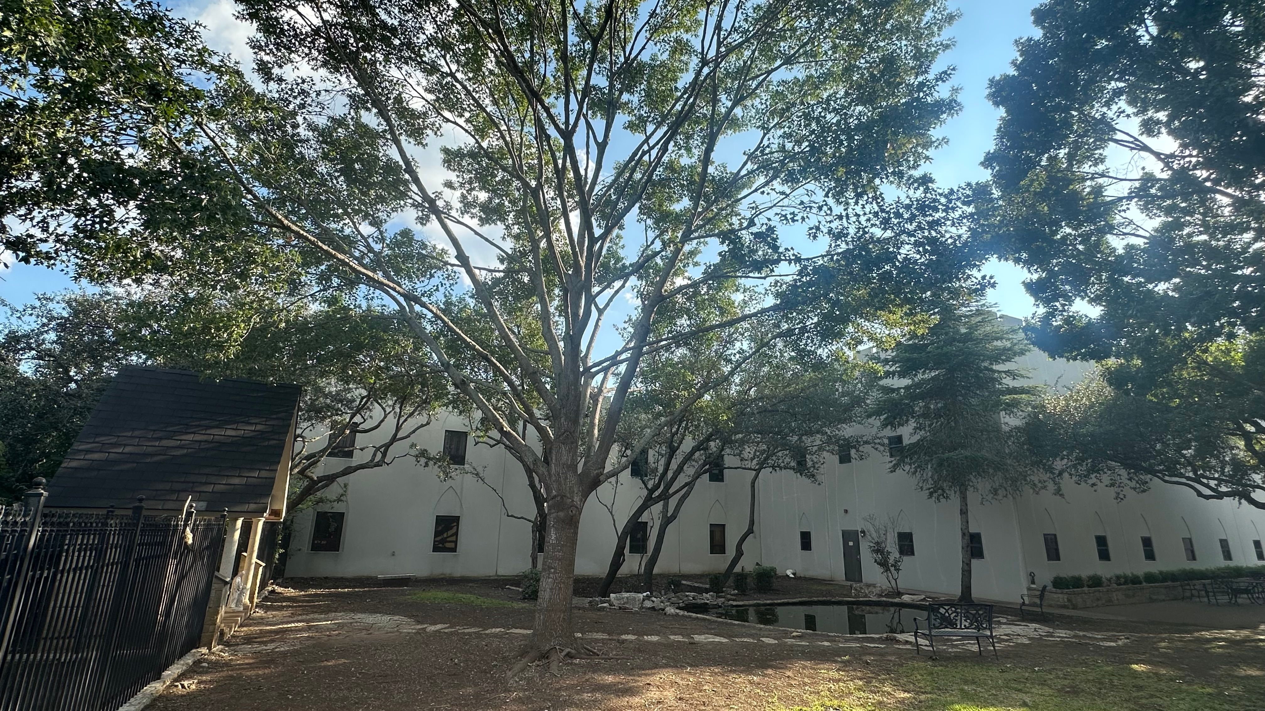  for DR Landscape in San Antonio, TX