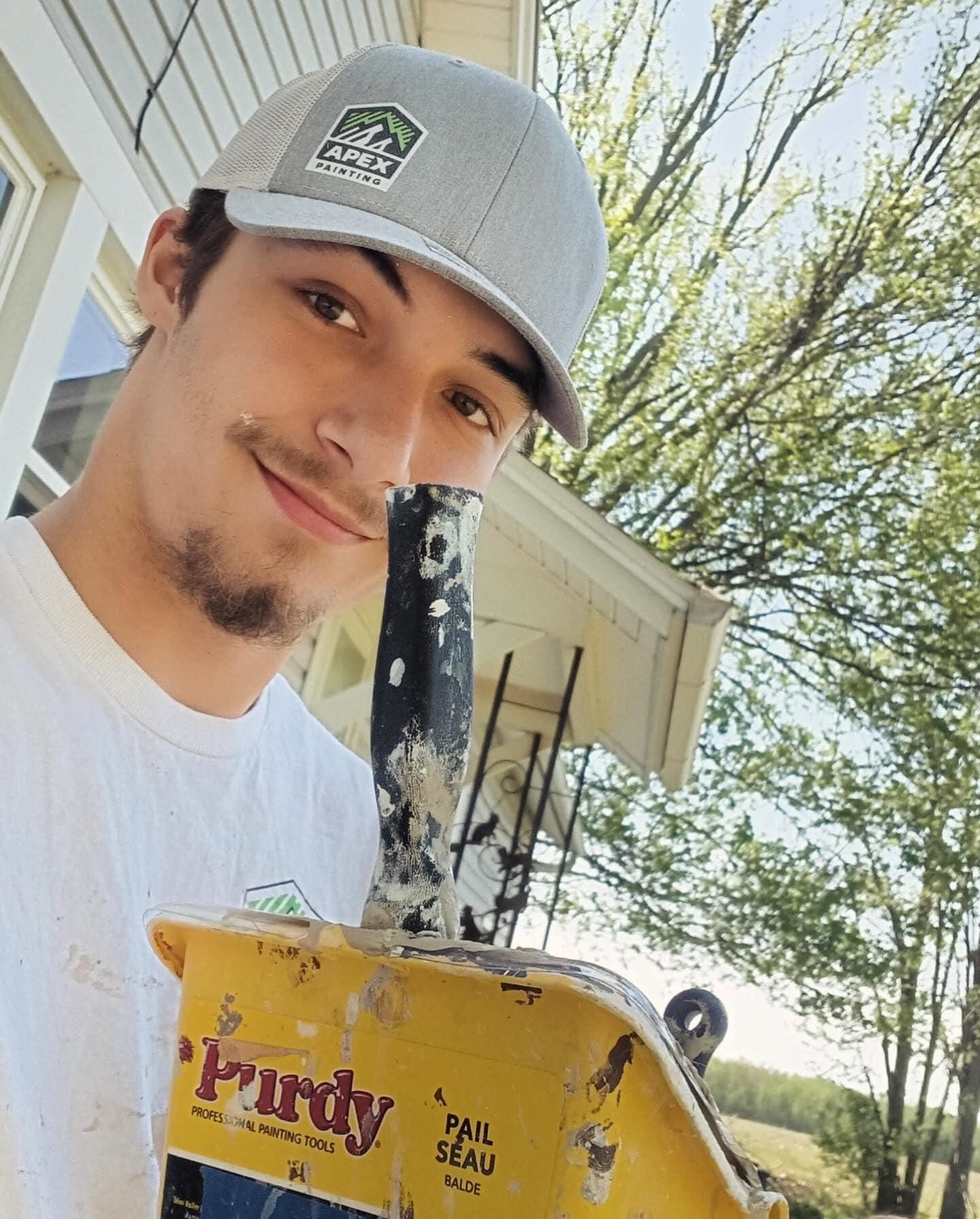  for Apex Painting in Livonia, MI