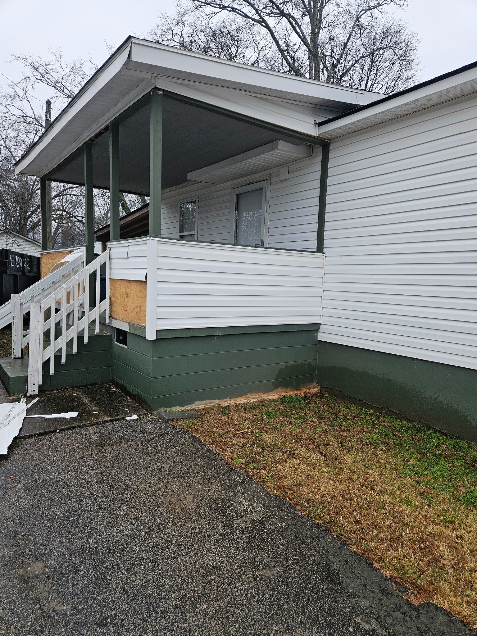  for Hometown Roofing in Greenwood, SC