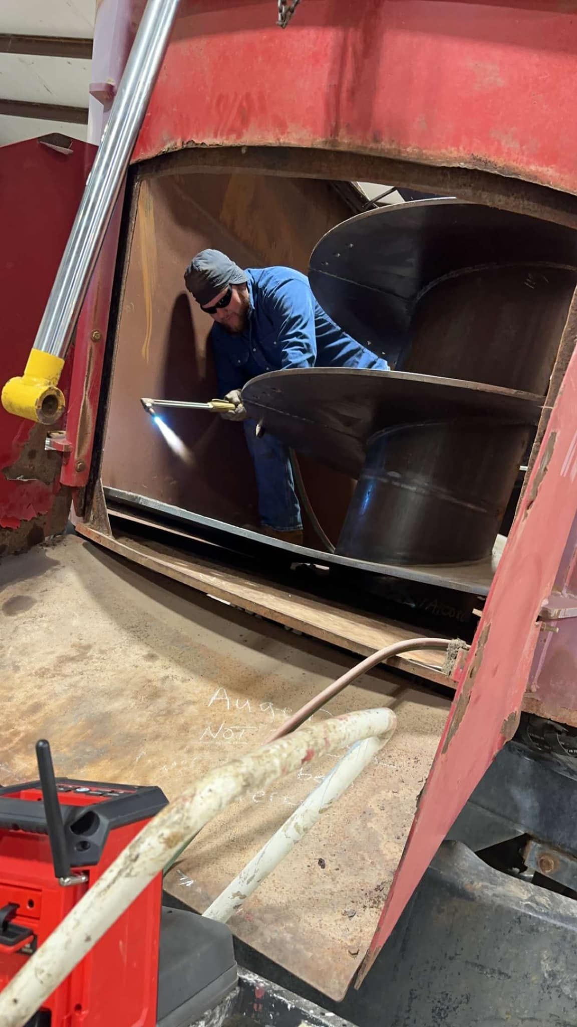 Welding for Wright's Fabrication in Huntsville, AR