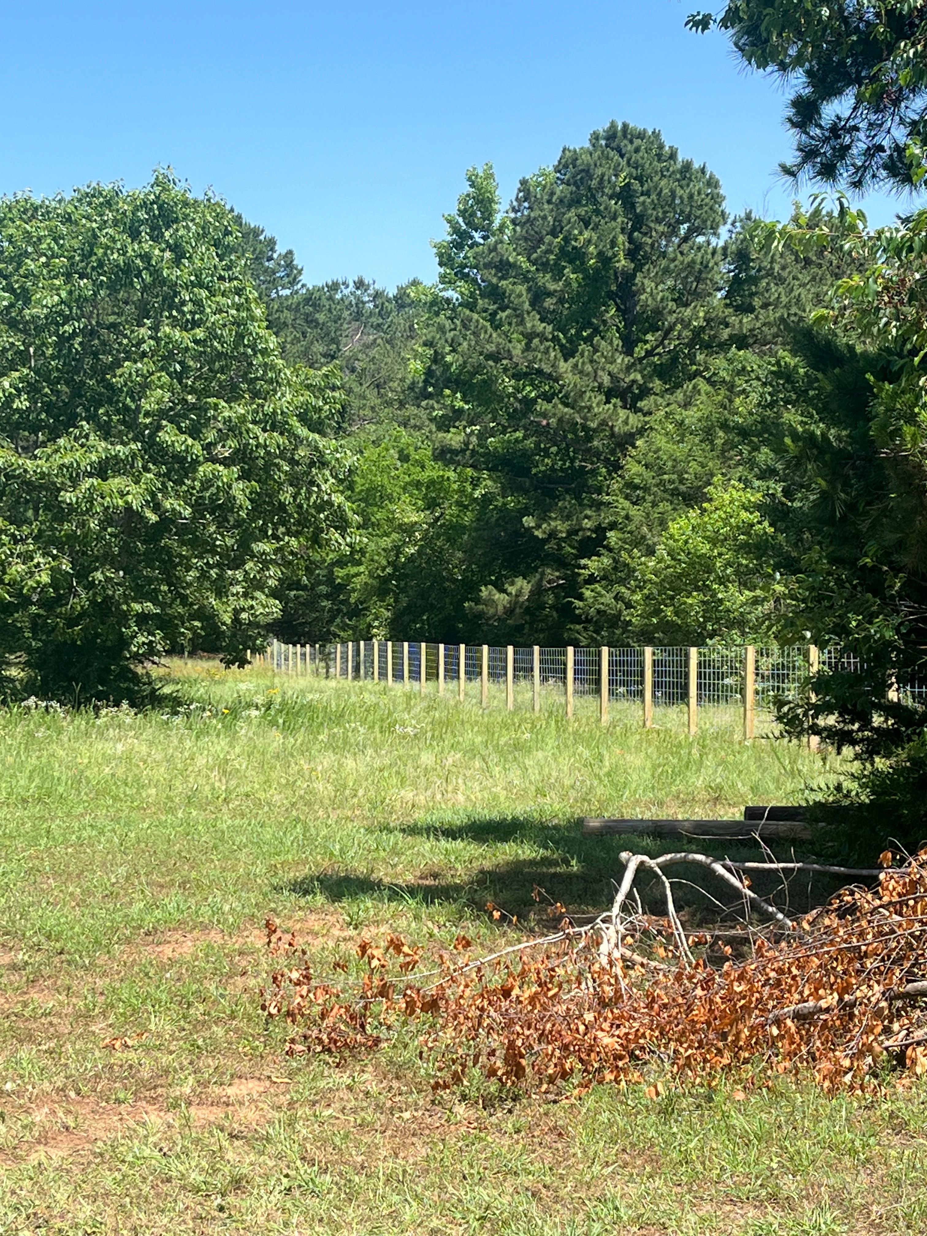  for JR Fences in Lindale, TX