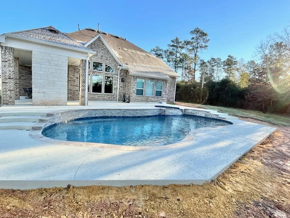 Custom Pool Construction for Out Back Pool and Spa Creations in The Woodlands, TX