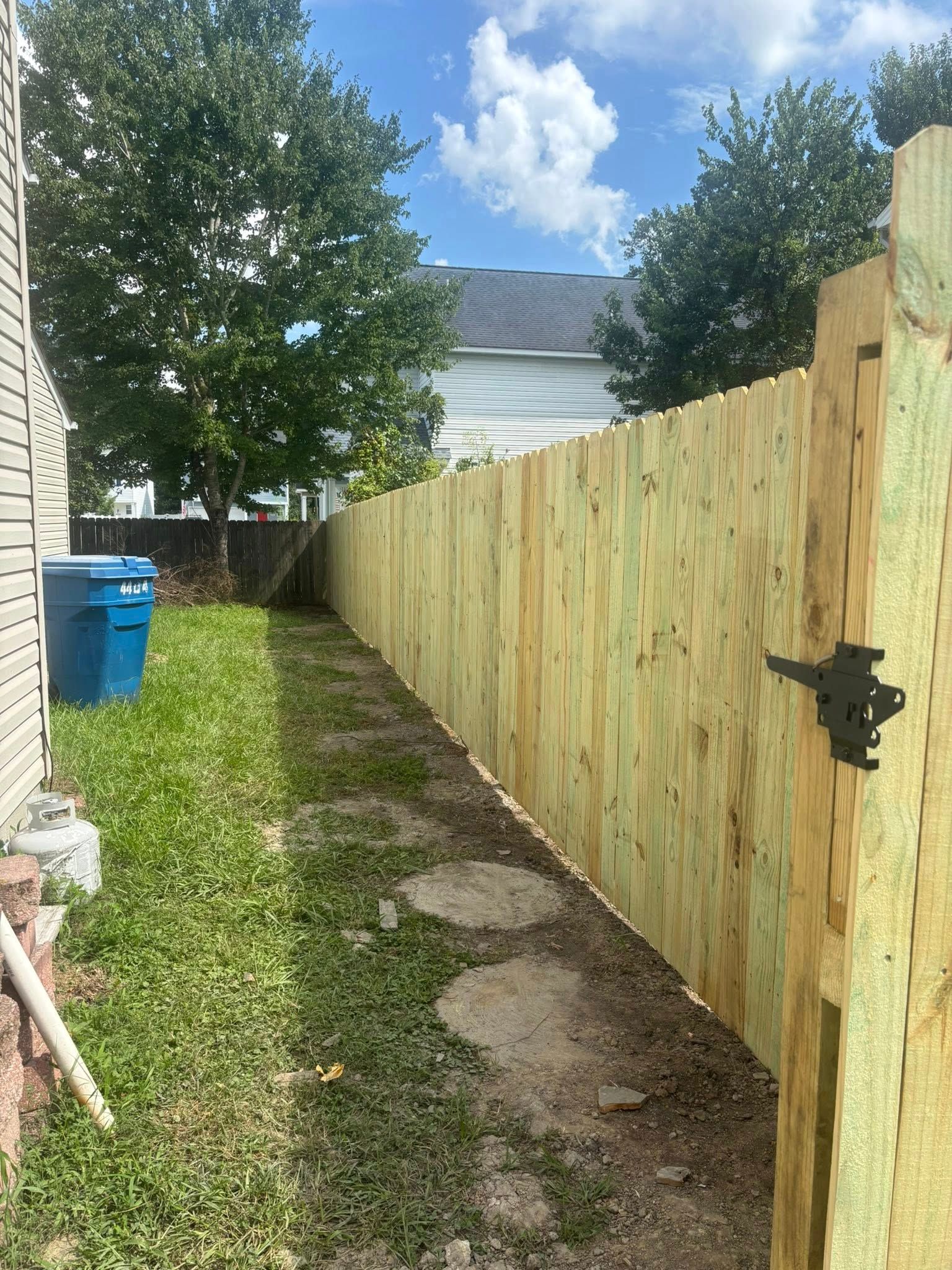  for RedLine Fencing in Moyock, NC