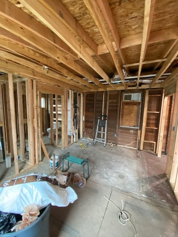  for Rocking R Home Construction And Design LLC in Smithville, TX