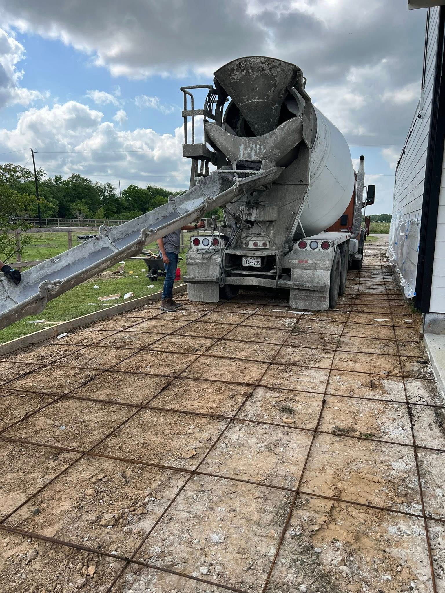  for Torres Construction & Concrete Worx in Alvin, TX