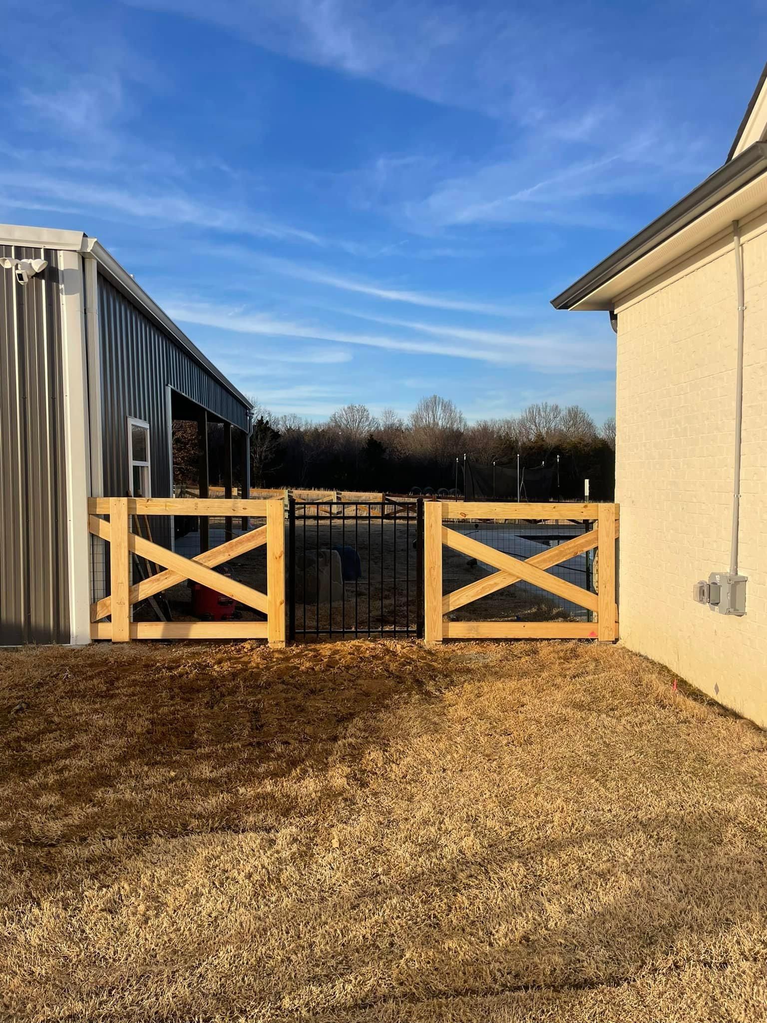  for Manning Fence, LLC in Hernando, MS