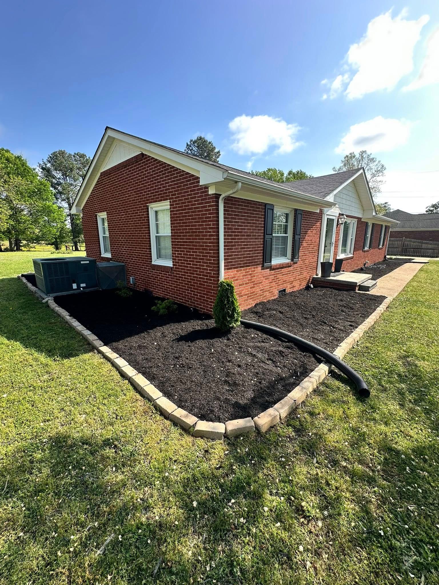  for Gonzales Lawn & Landscapes in Lawrenceburg, TN