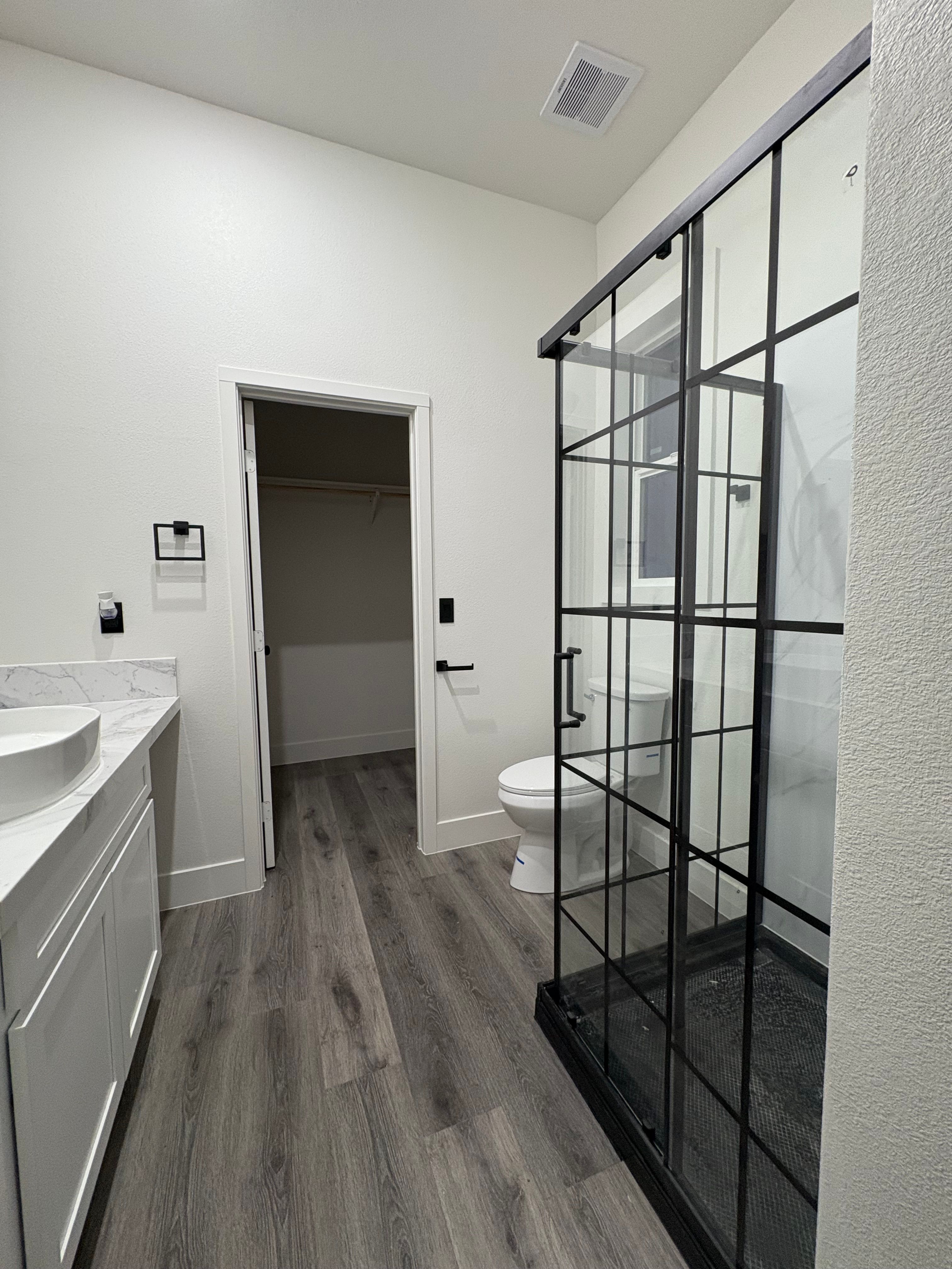  for 3B's Construction in Fresno, CA