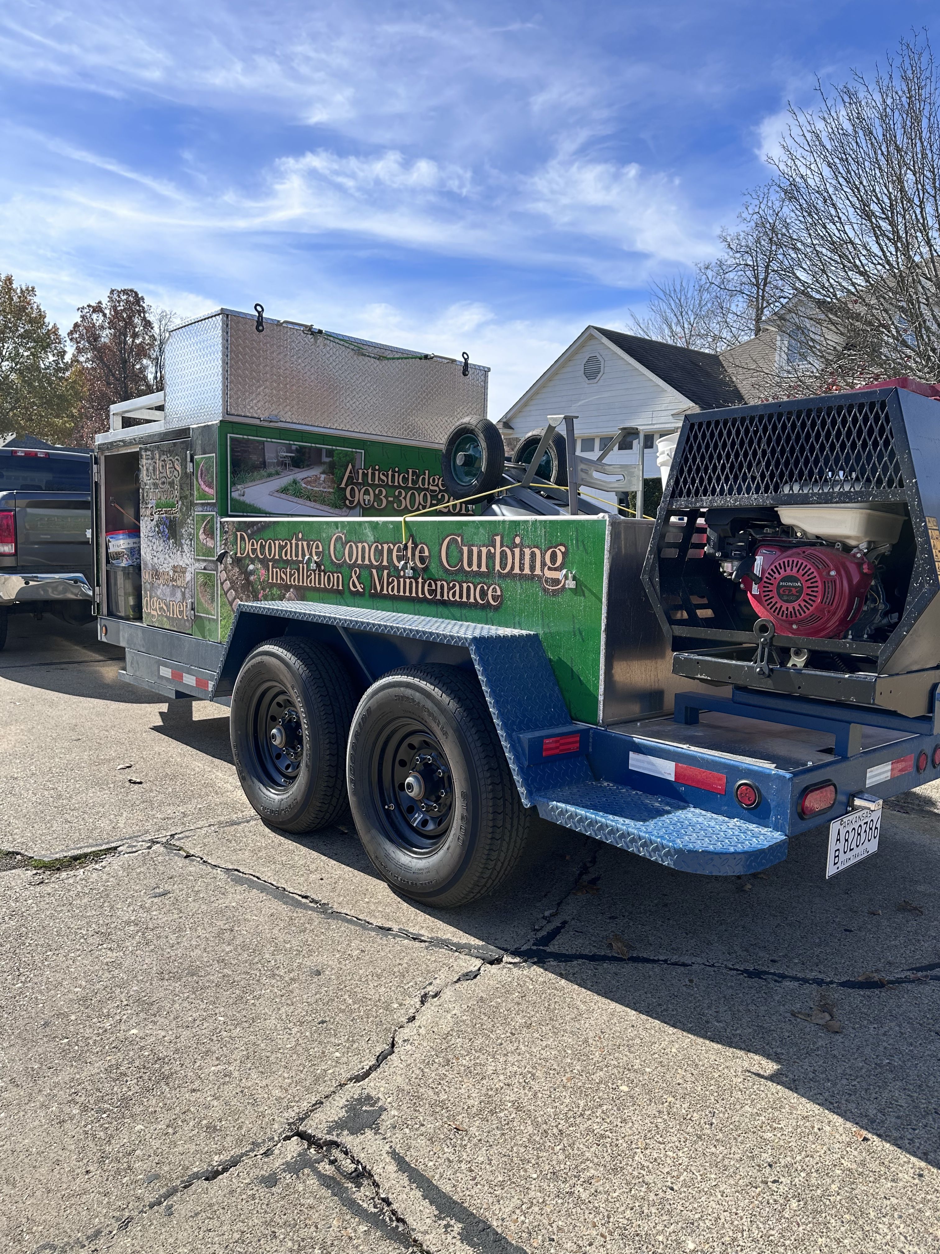  for Artistic Edges in Texarkana, AR