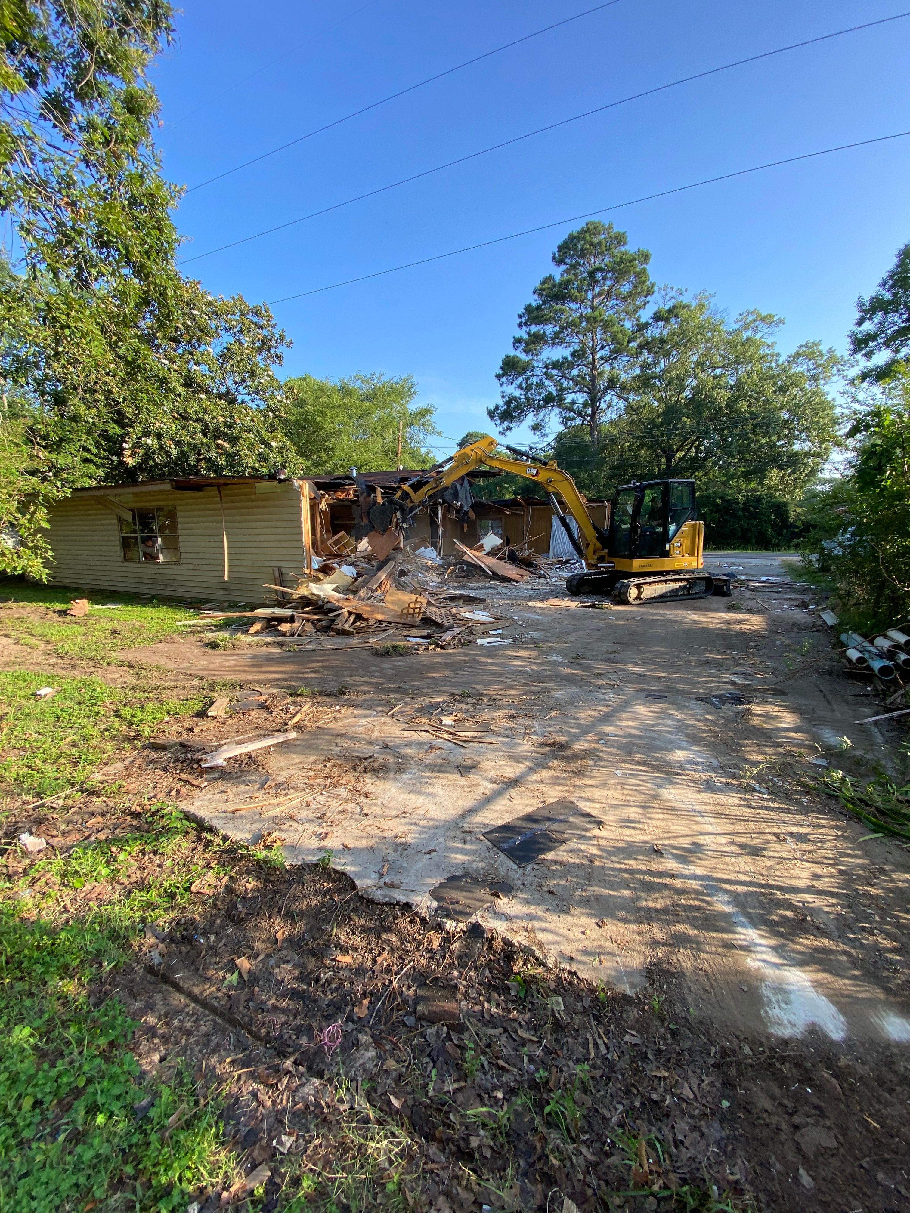  for Daniel's Dumpsters & Land Improvements in Monroe, LA