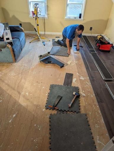  for Villanueva LLC in Red Lion, Pennsylvania