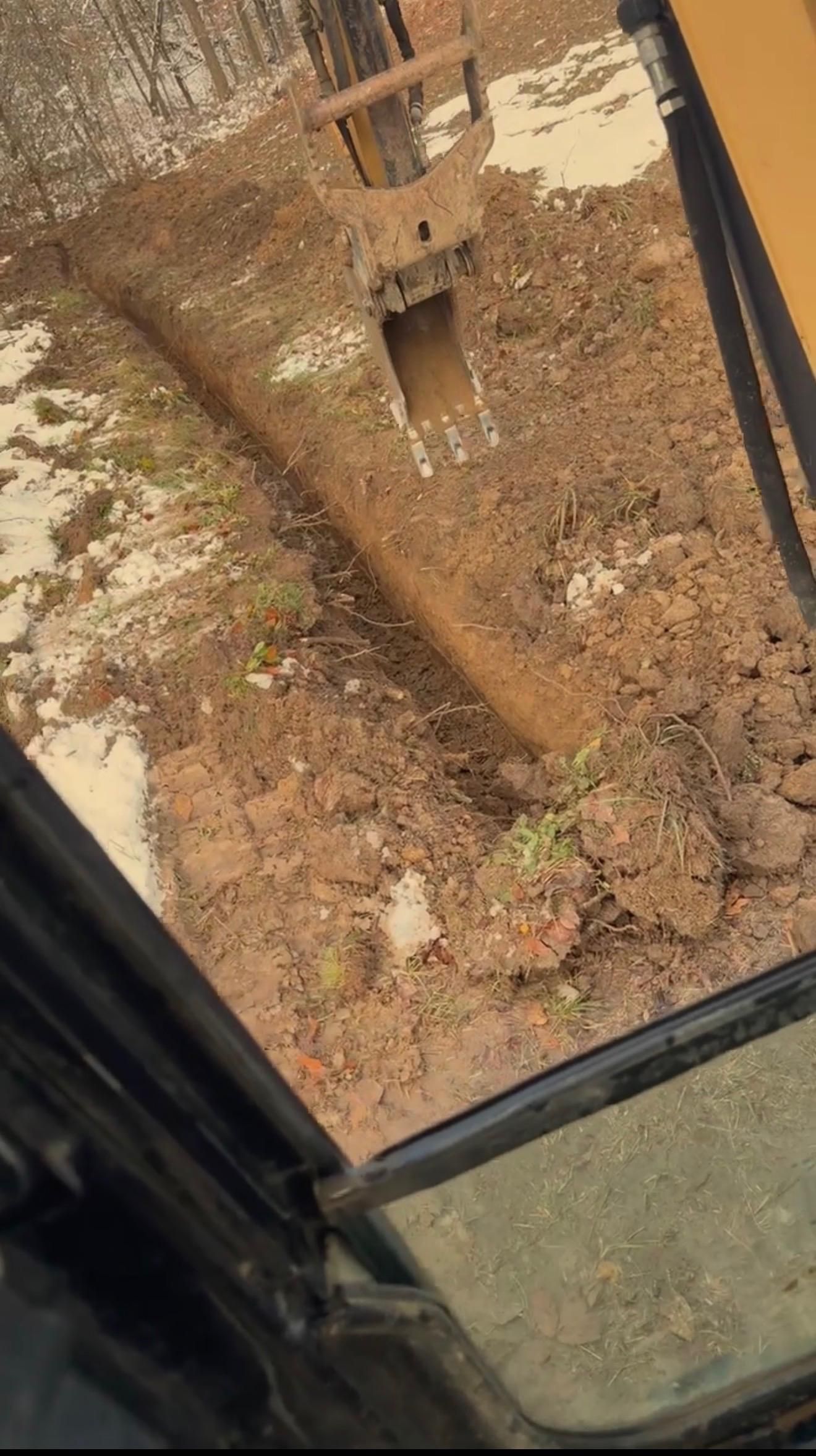  for Creekbend Excavating in Burbank, OH