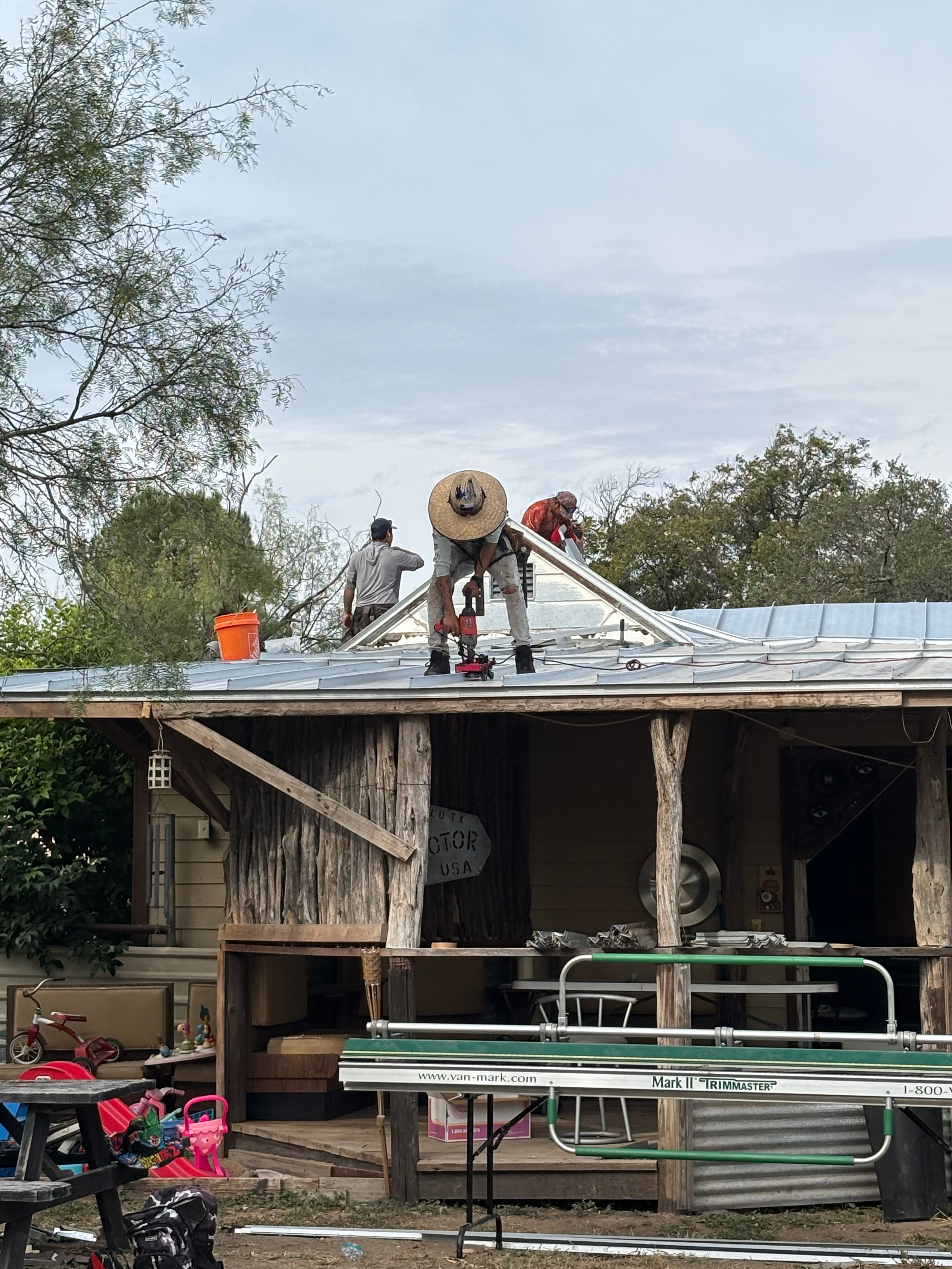  for Double SS Construction & Roofing in Luling, TX