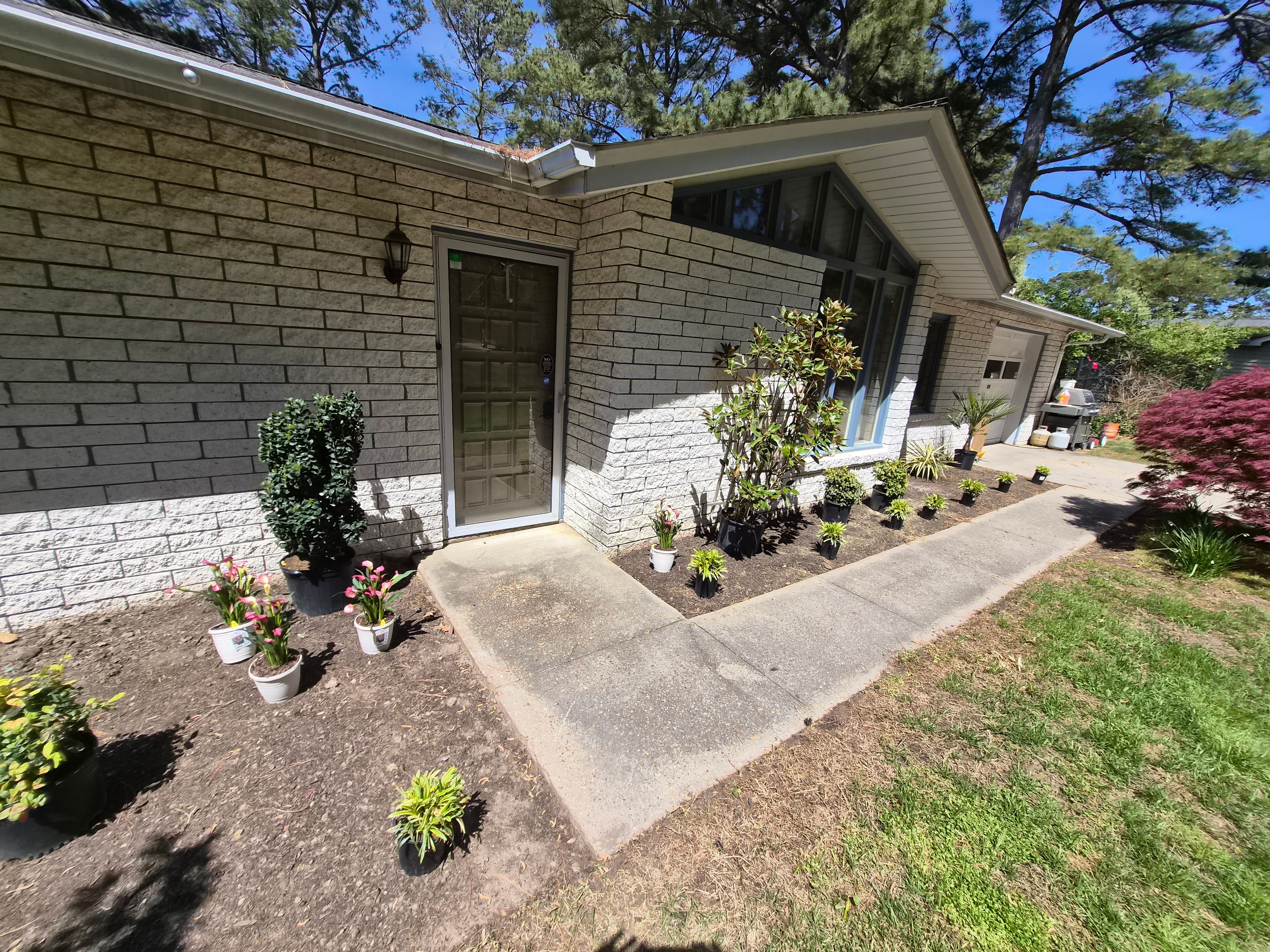 Landscaping  for 4 Points Lawncare LLC in Hayes, VA