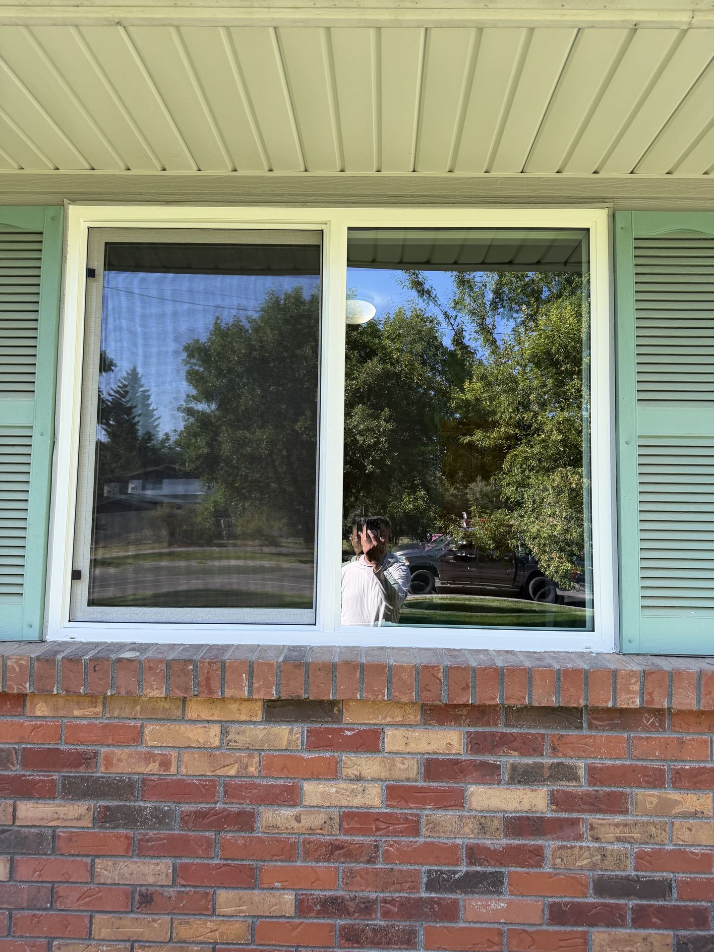  for Vivid Windows in Centerville, UT
