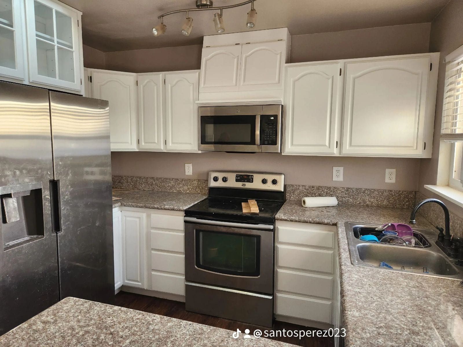  for SqFt Painting in Houston, TX
