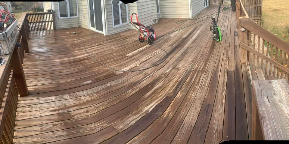 Pressure Washing and Painting for Under Pressure Washing and Exterior Painting in Evansville,  KY