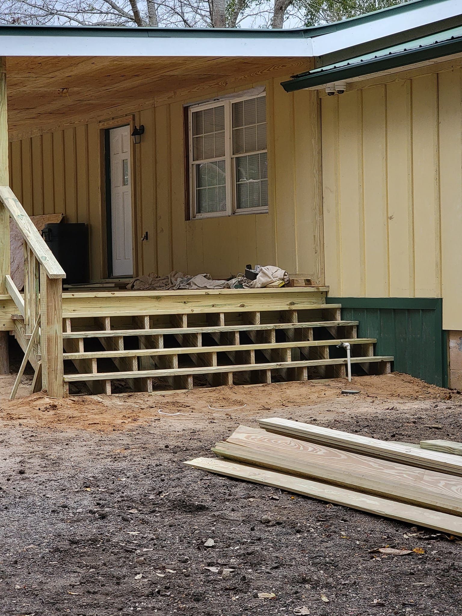 Exterior Renovations for T & R Grantham Enterprises in Crestview, FL