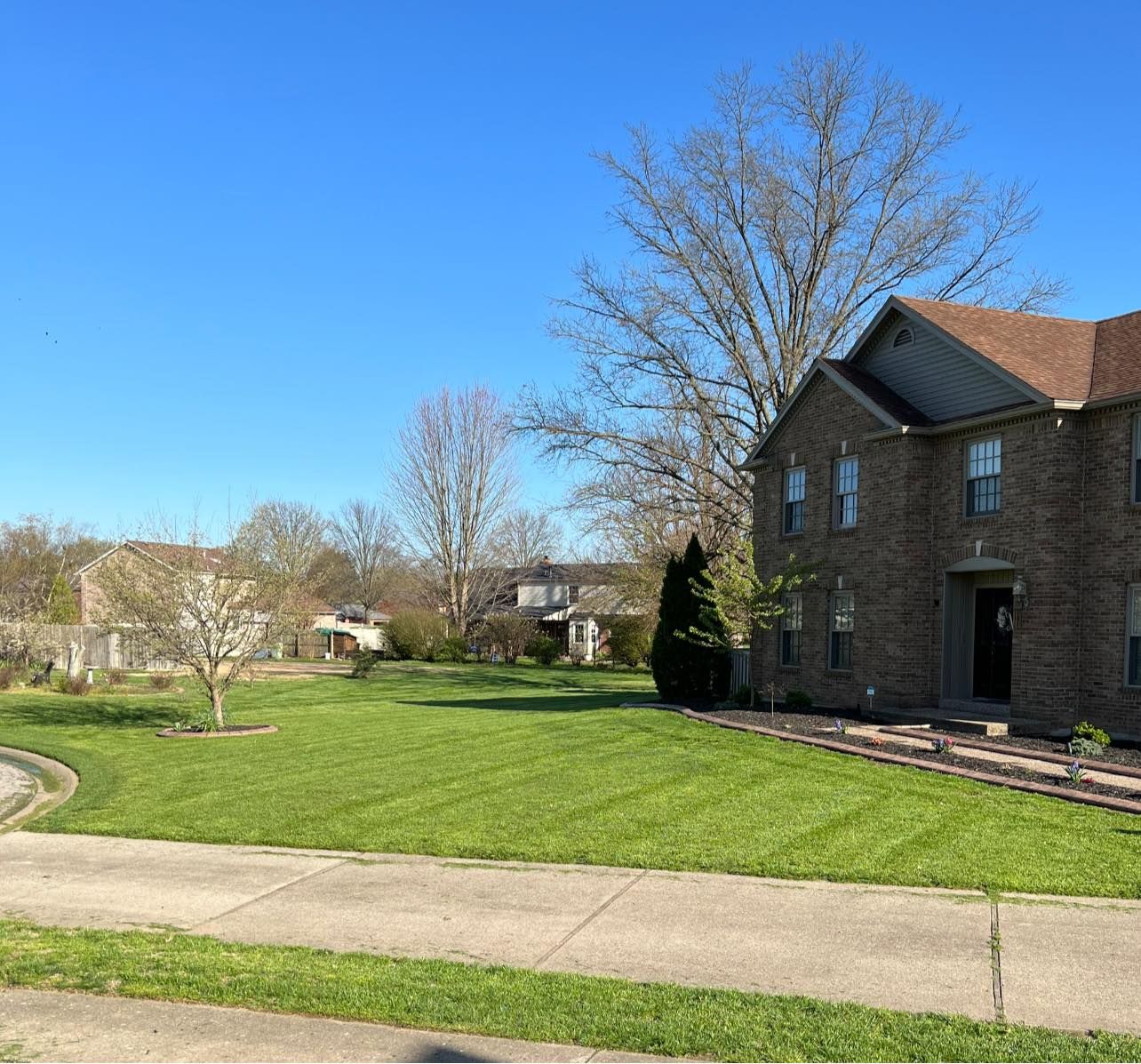  for Nicholson Lawn Care in Jeffersonville, IN