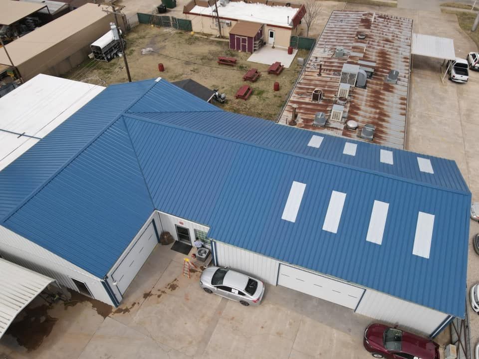  for Clutch Roofing & Construction in Mustang, OK