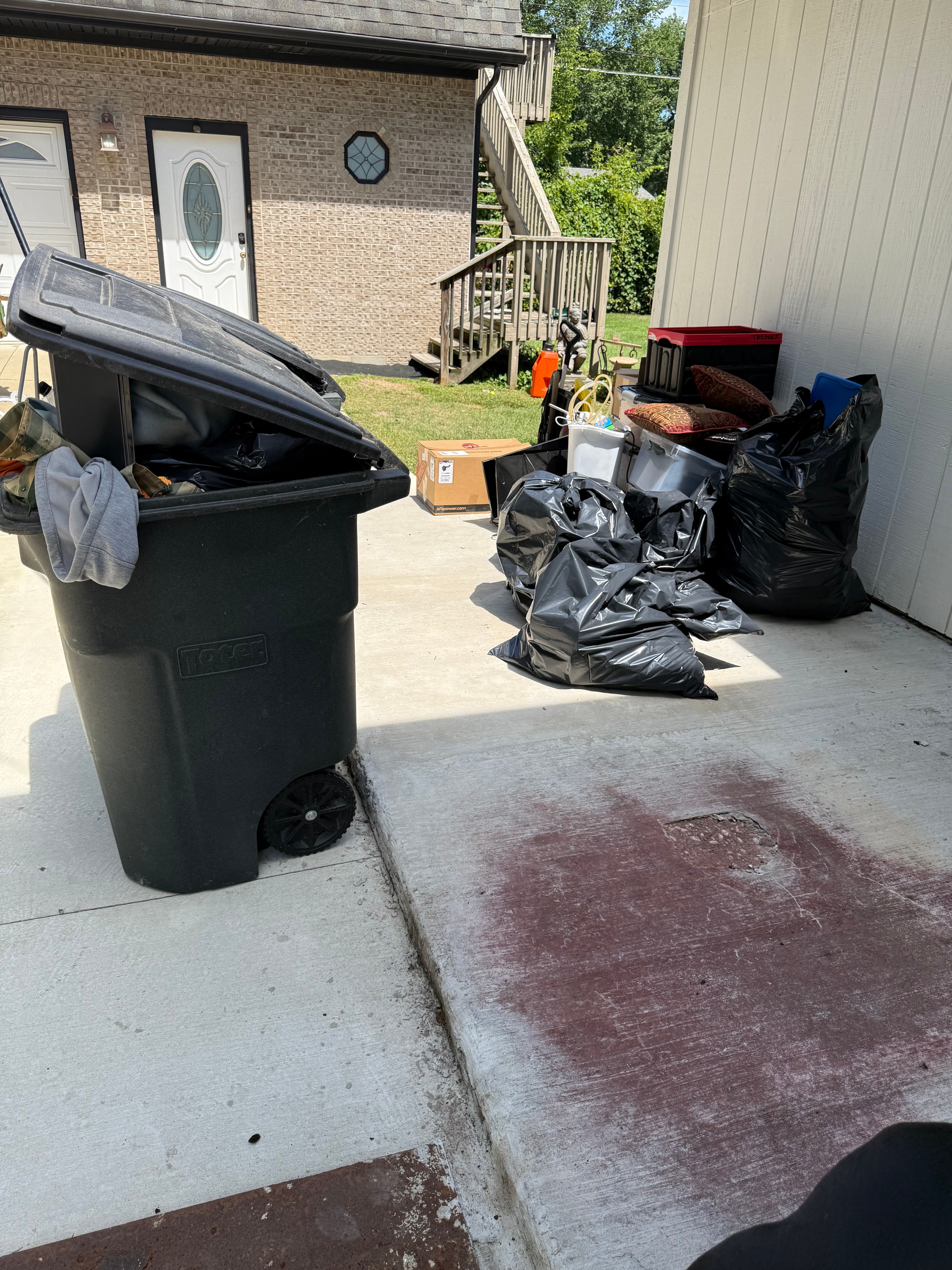  for Blue Eagle Junk Removal in Oakland County, MI