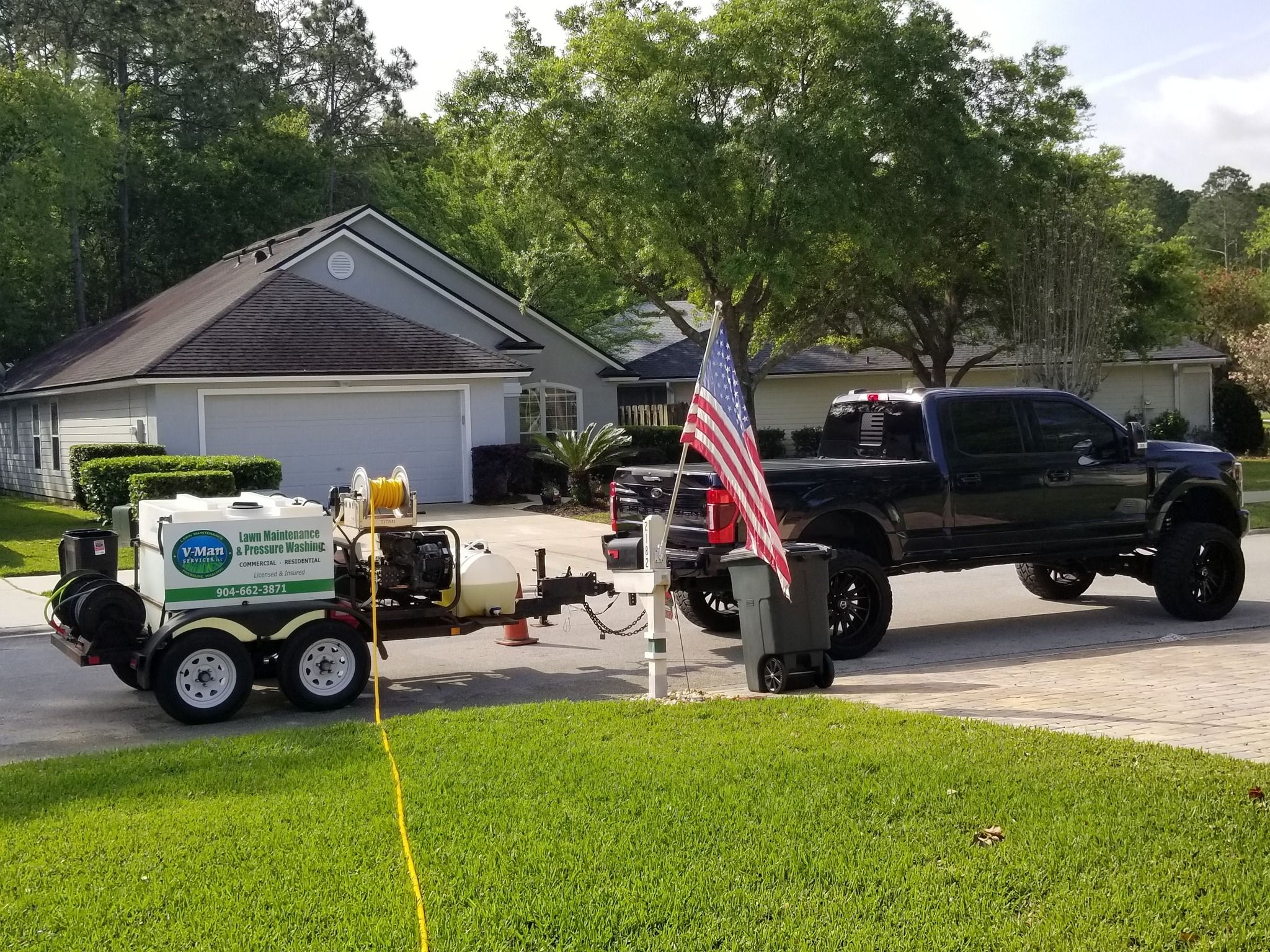 Pressure Washing & Softwashing for V Man Services LLC in Asbury Lake, FL