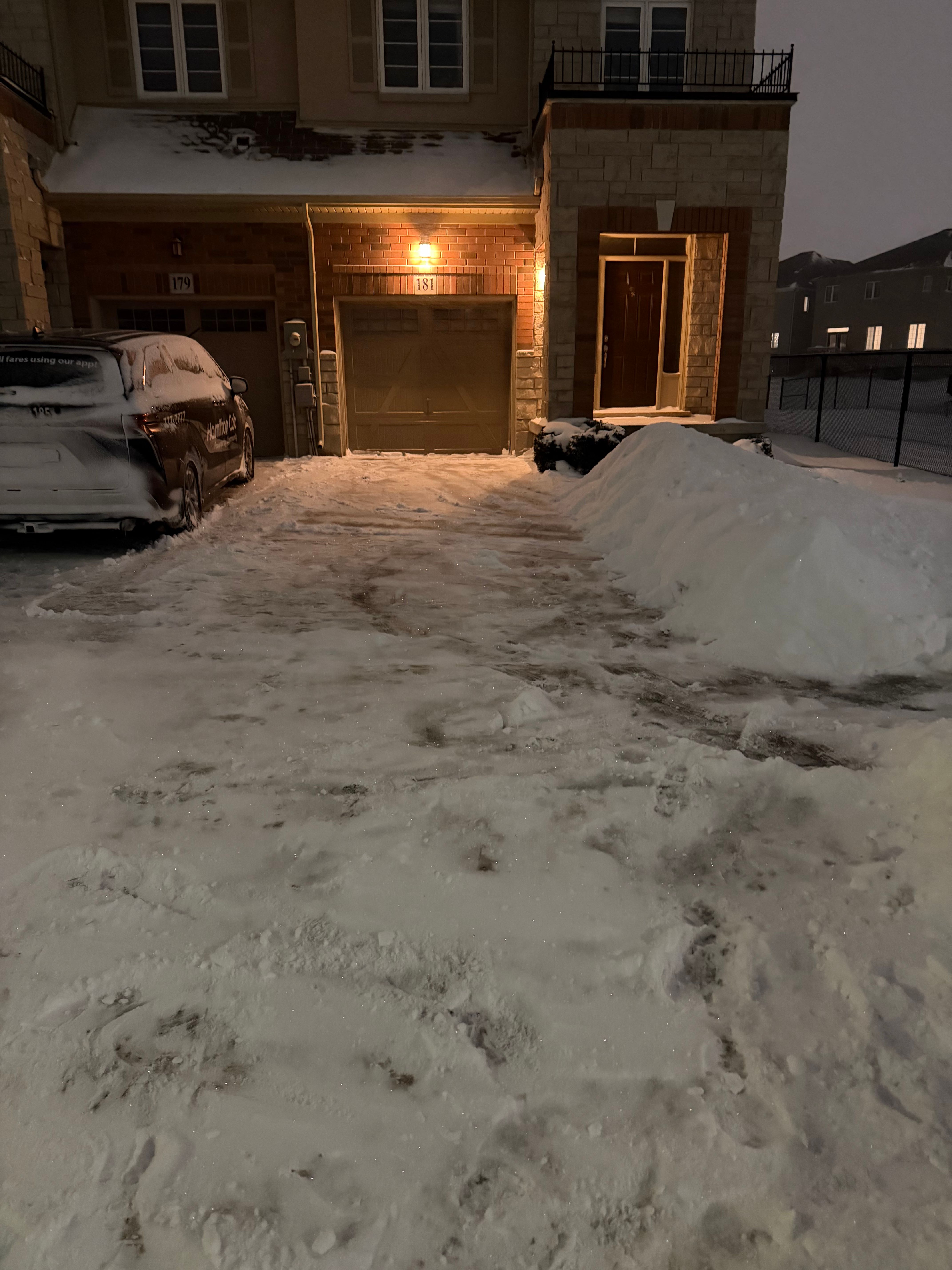  for CMN Exterior Maintenance in Hamilton, ON