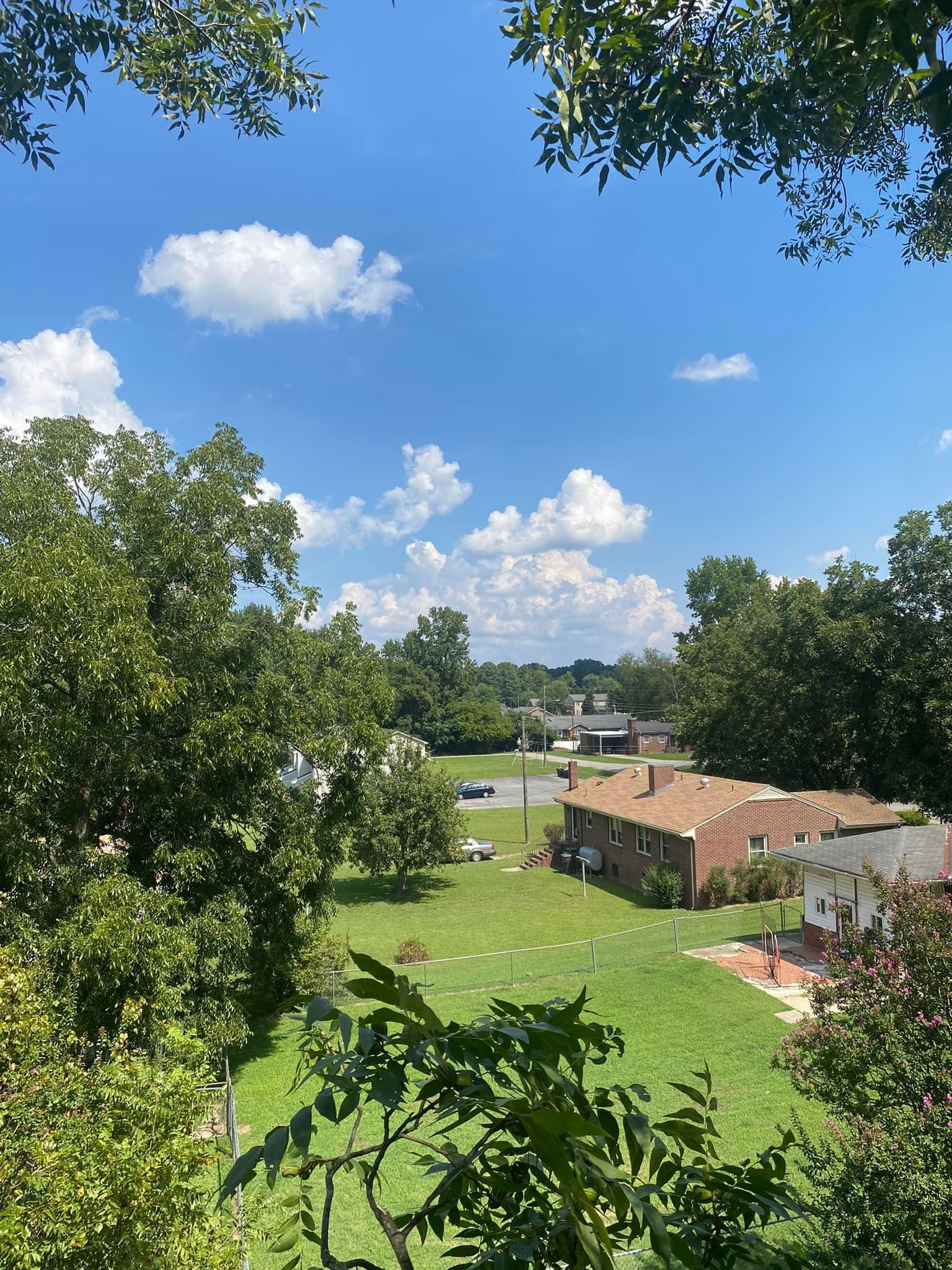  for Ascending Tree Service LLC in Kenbridge, VA