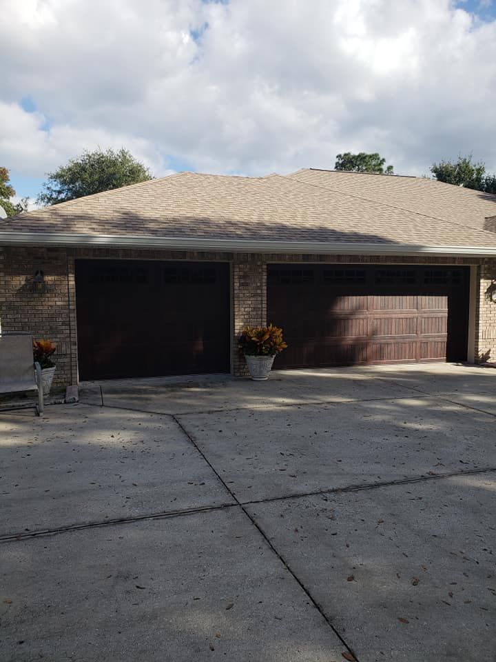 Garage Door Installation for Advantage Garage Doors, LLC in De Leon Springs, FL