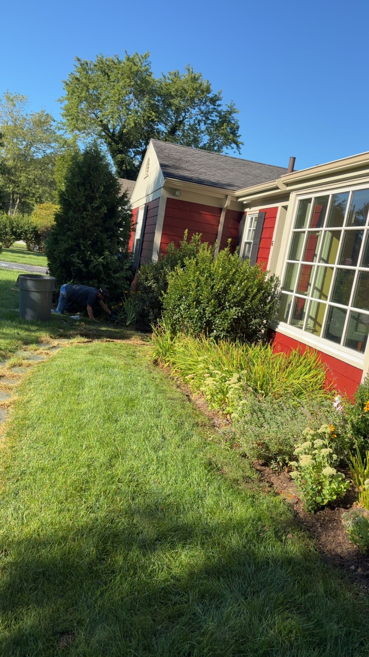  for Kingston Lawn Care in Providence, RI