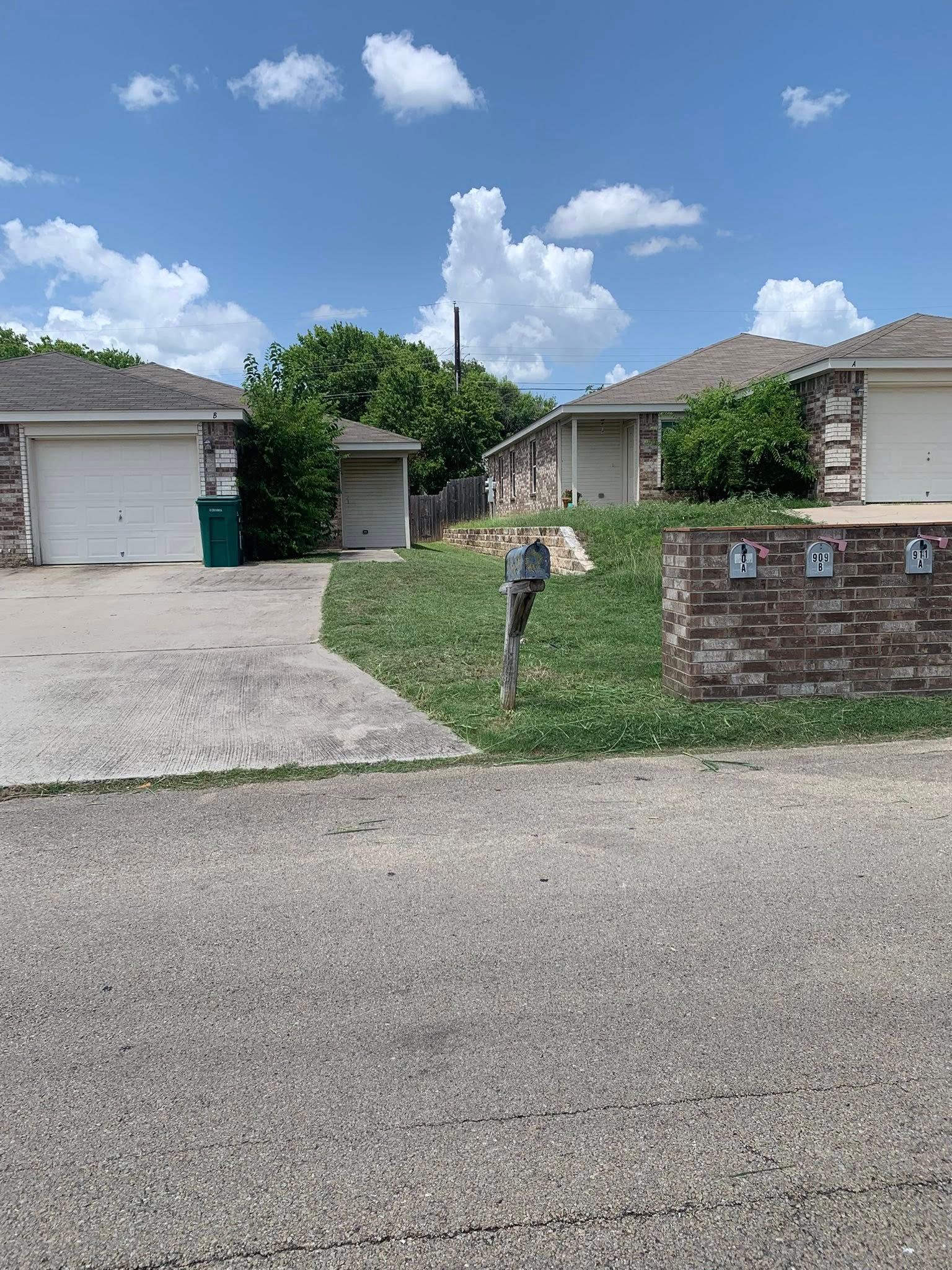 Our Past Work for Father & Son Lawn Care in Harker Heights, TX