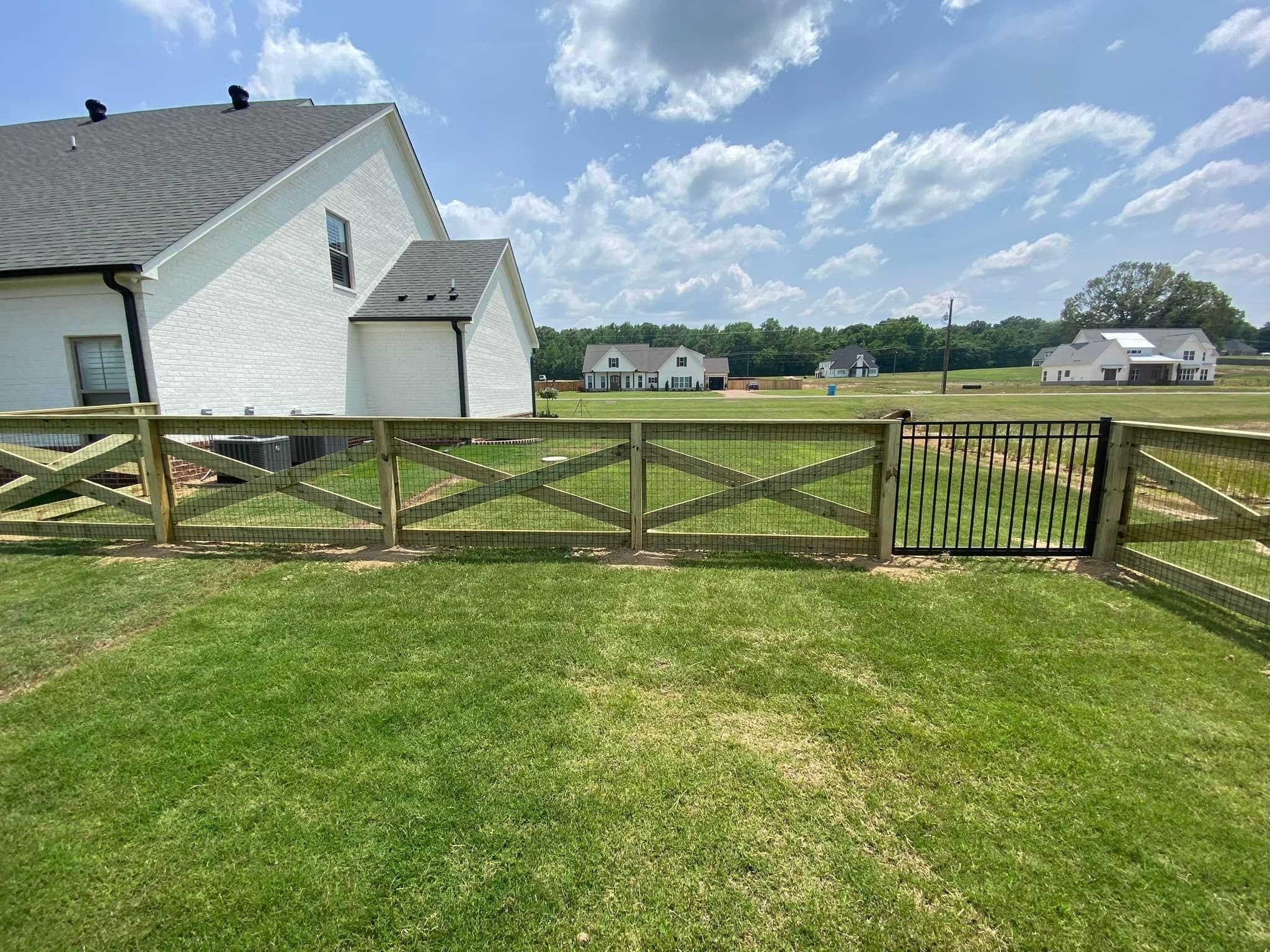  for Manning Fence, LLC in Hernando, MS