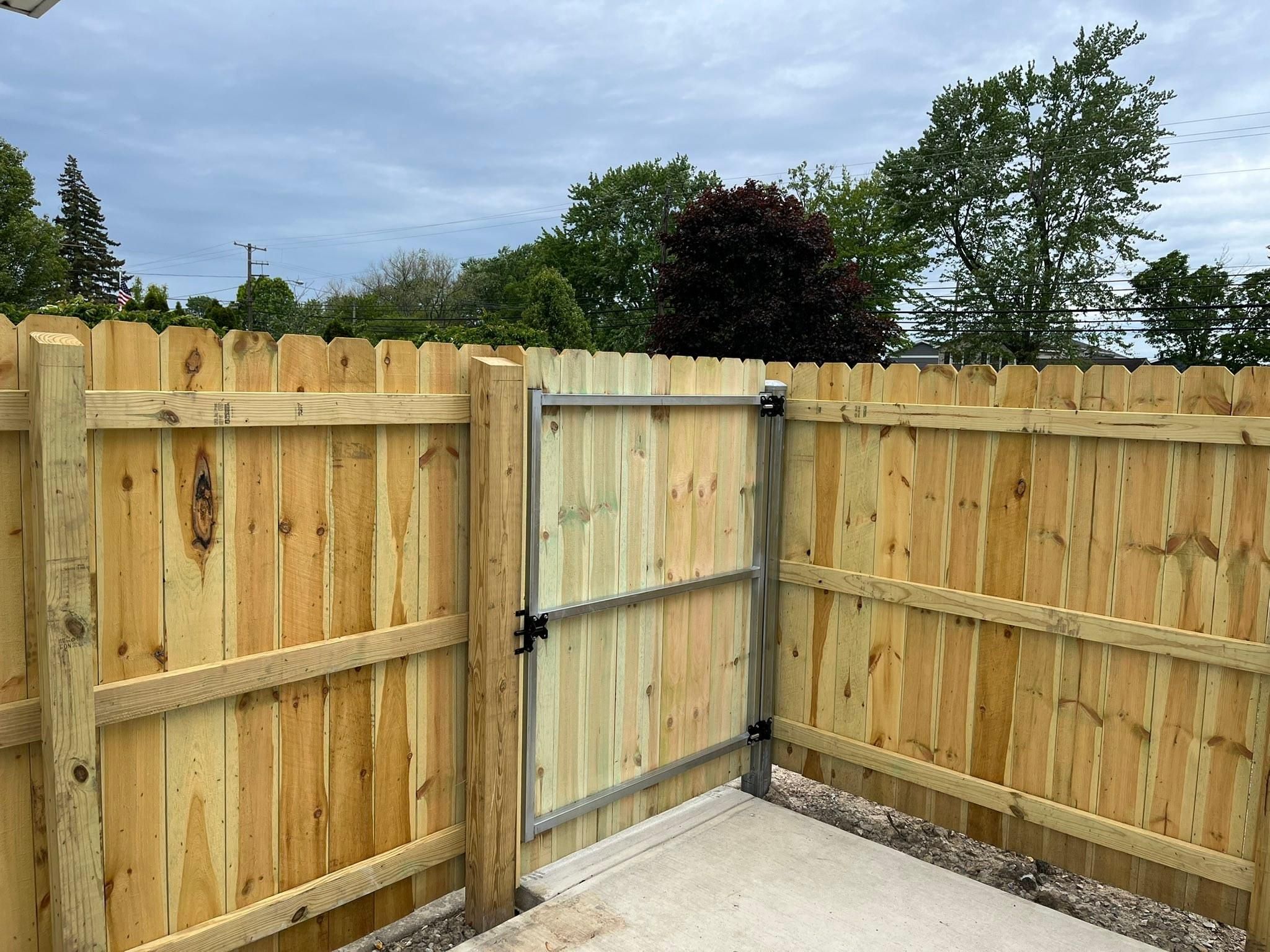All Photos for Castle Fence and Deck LLC in Medina, OH