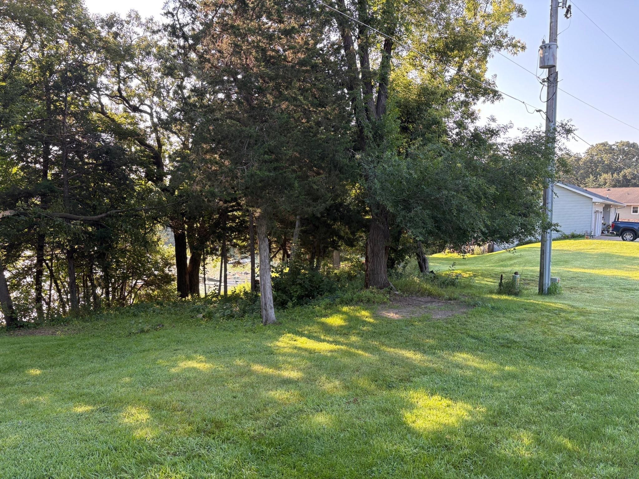  for Premier Services in New London, MN