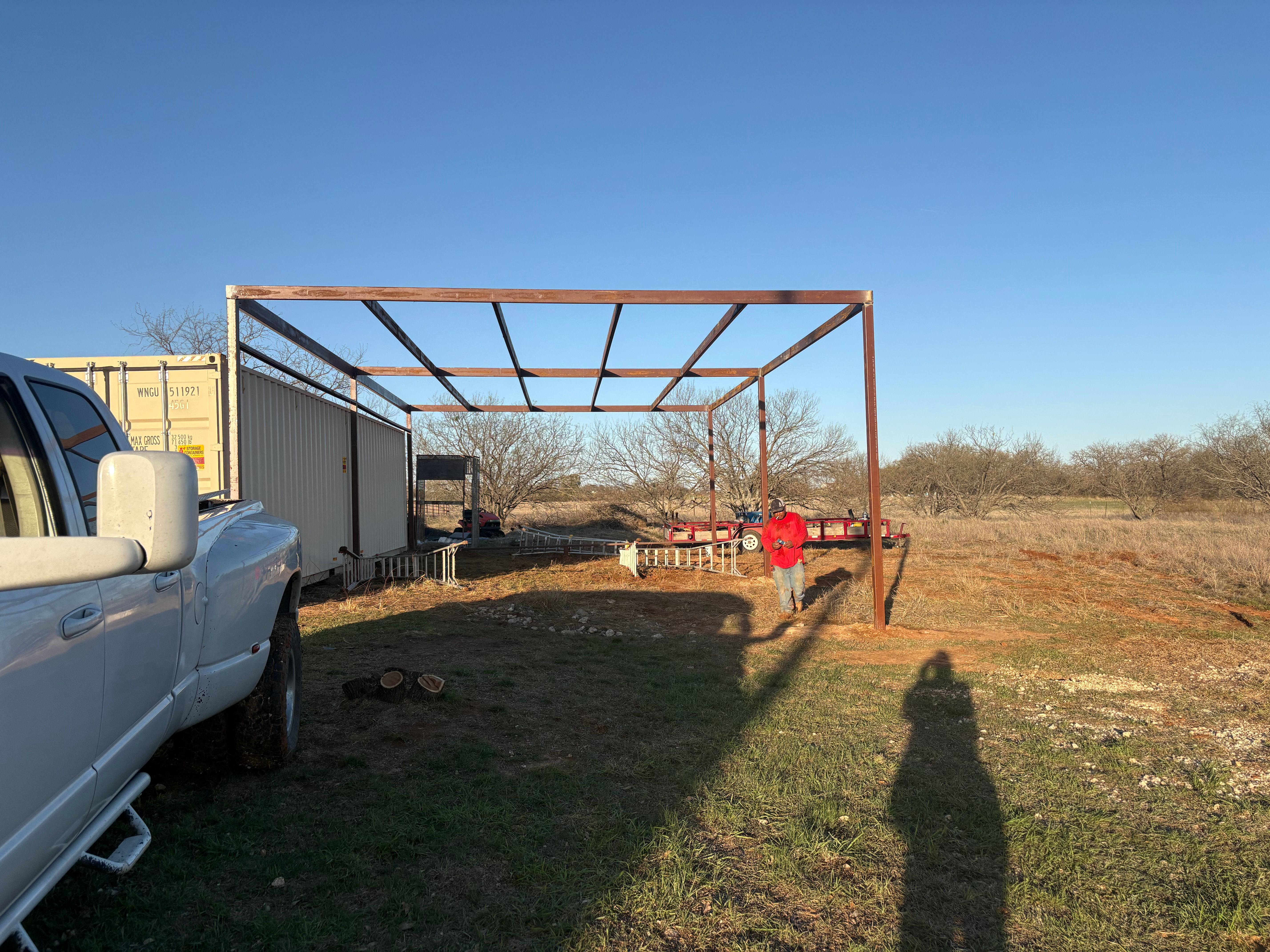 for Leal's Welding & Construction LLC in Granbury, TX