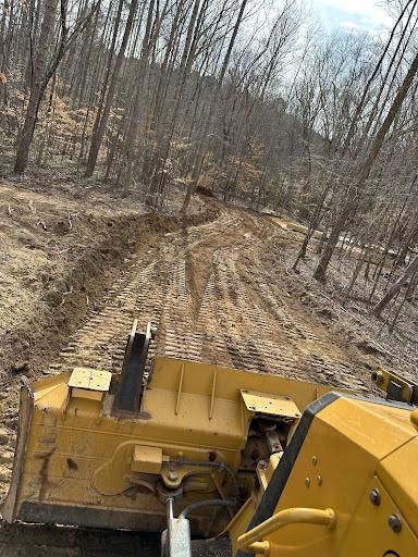  for Fav5 Hauling & Grading in Mount Airy, NC