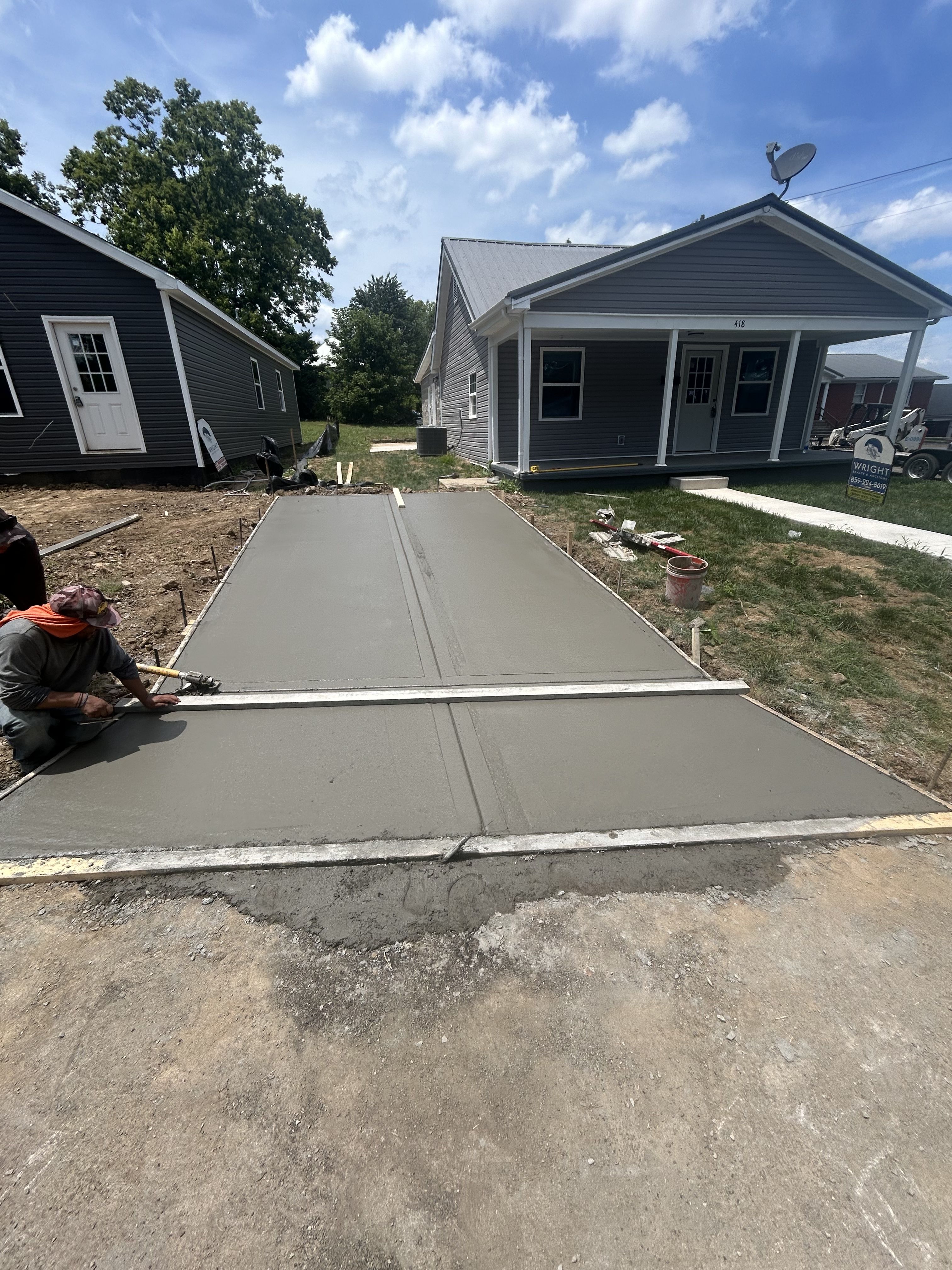  for Paramount Construction in Lexington, KY
