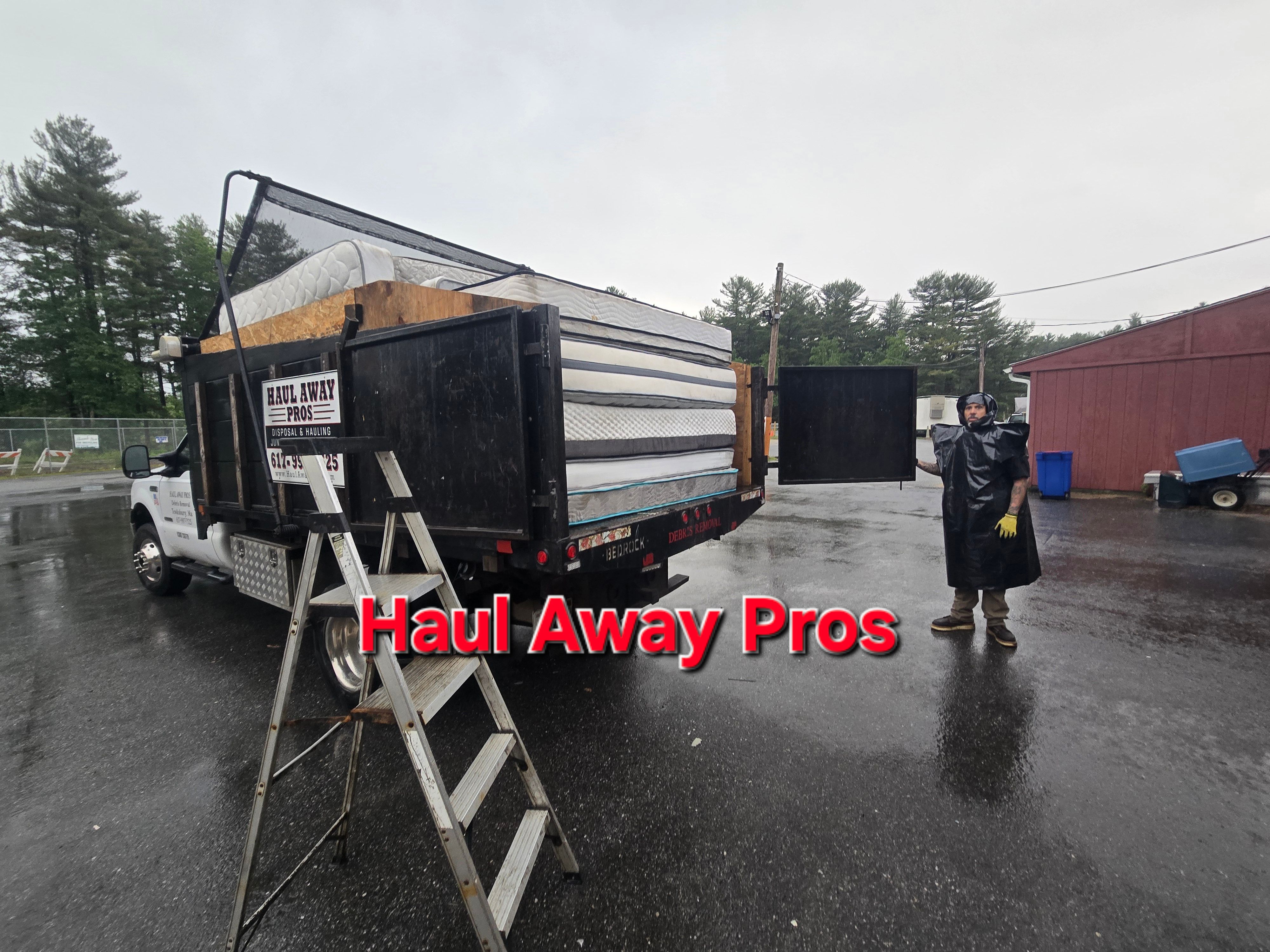 Junk Removal for Haul Away Pros in Tewksbury, MA