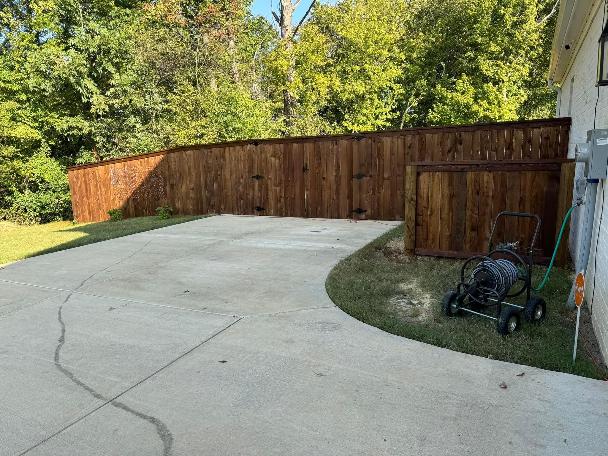  for Manning Fence, LLC in Hernando, MS