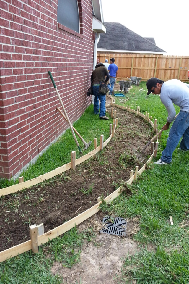  for Texas Curb N Borders in Houston, TX