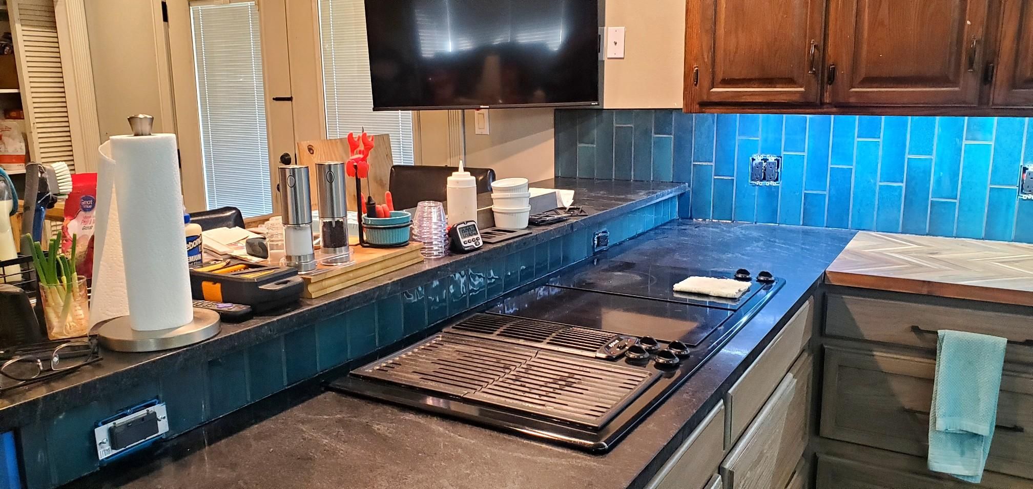  for D&J Custom Floors in Nederland, TX