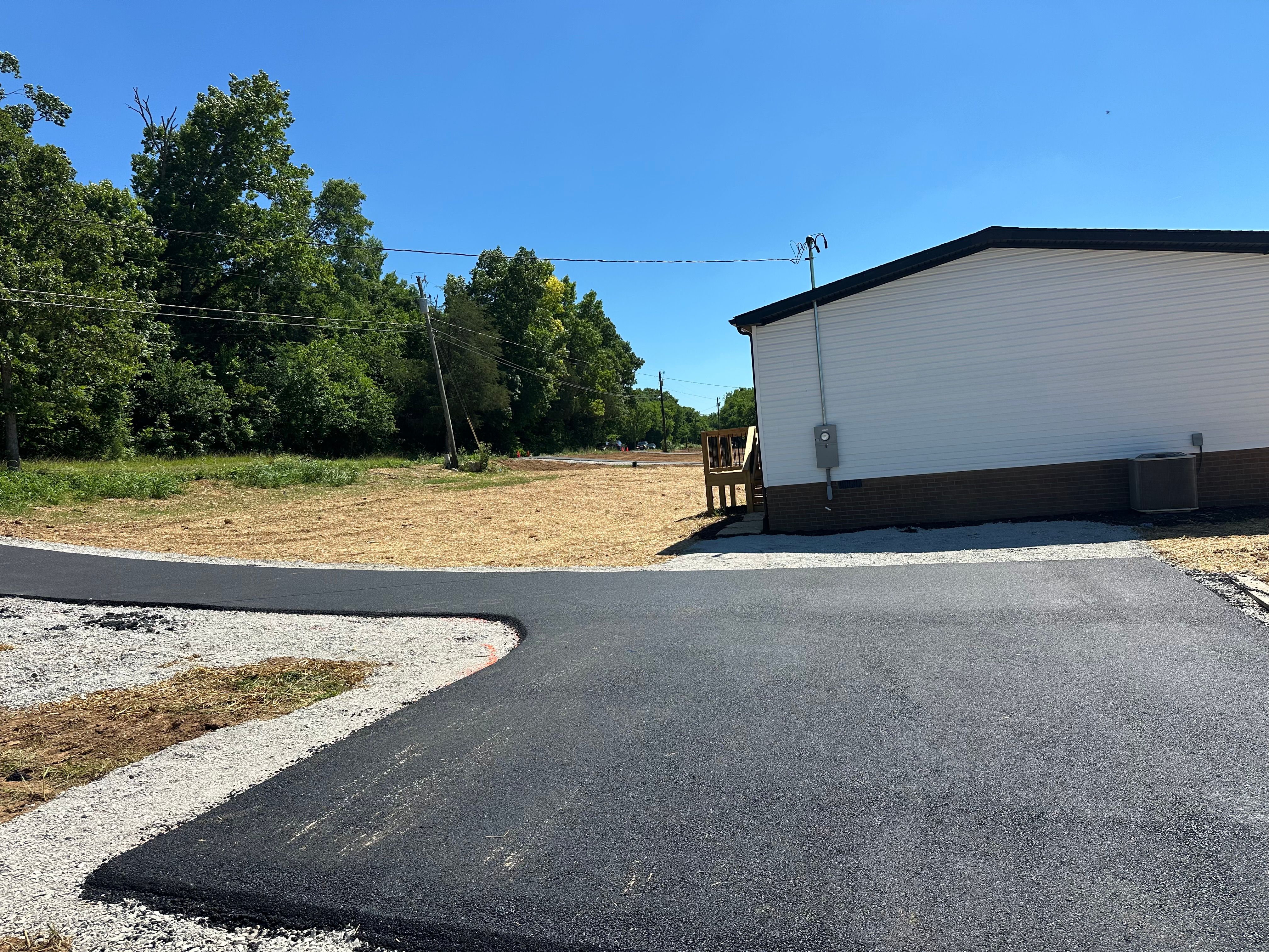  for Metzler Paving and Sealcoating LLC in Jacksboro, TN