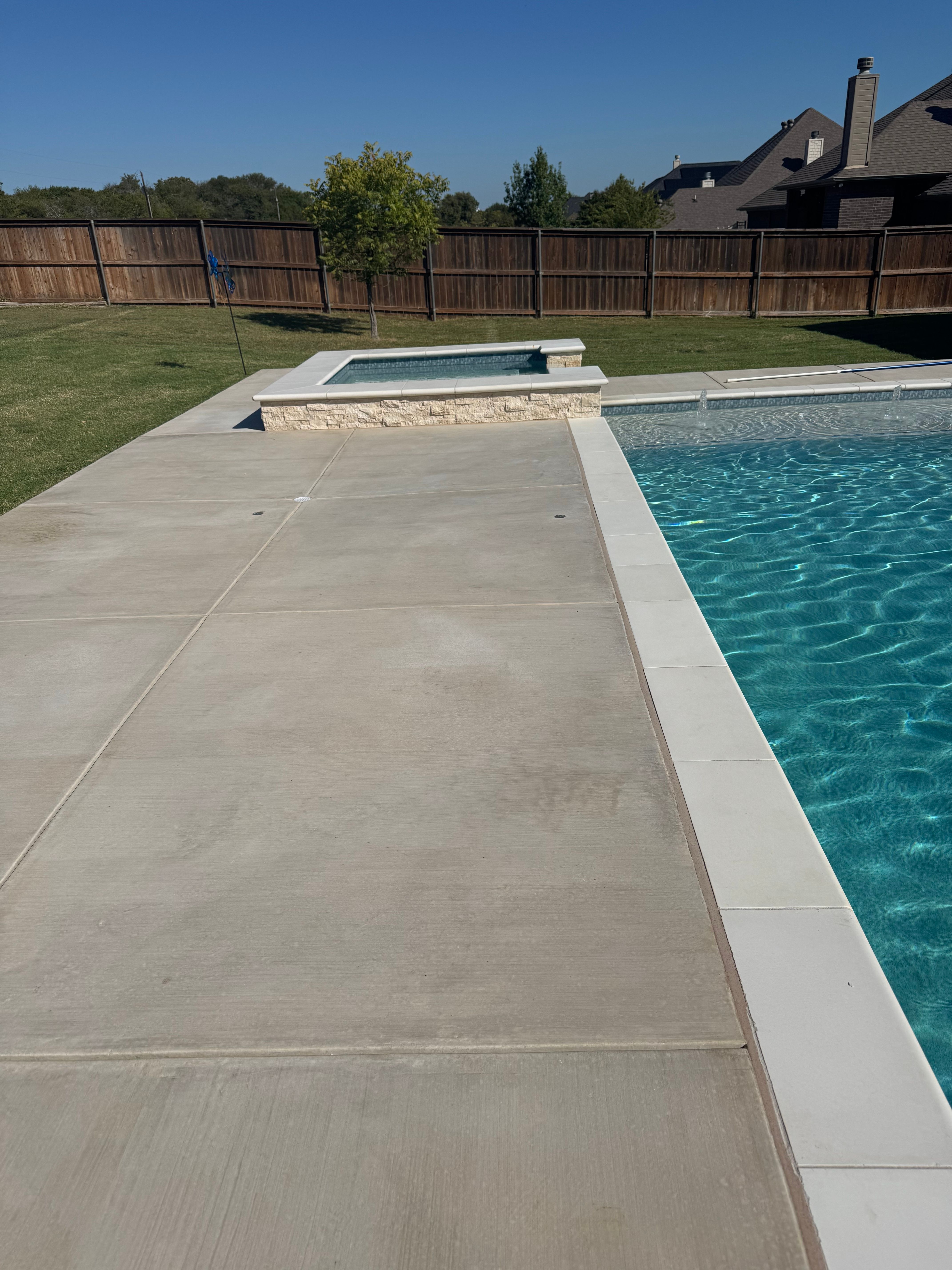  for Black Diamond Custom Pools LLC in Azle, TX