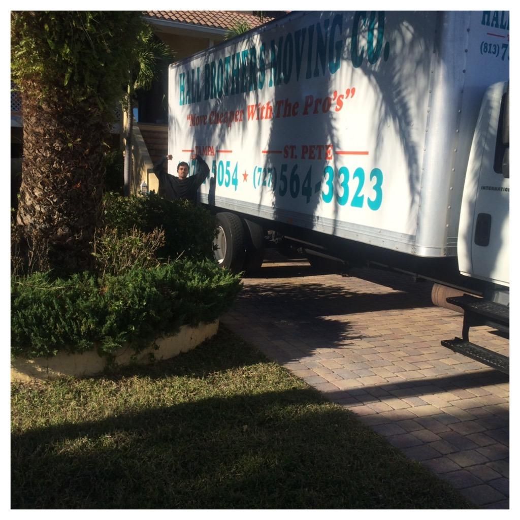  for Hall Brothers Moving  in Tampa, FL