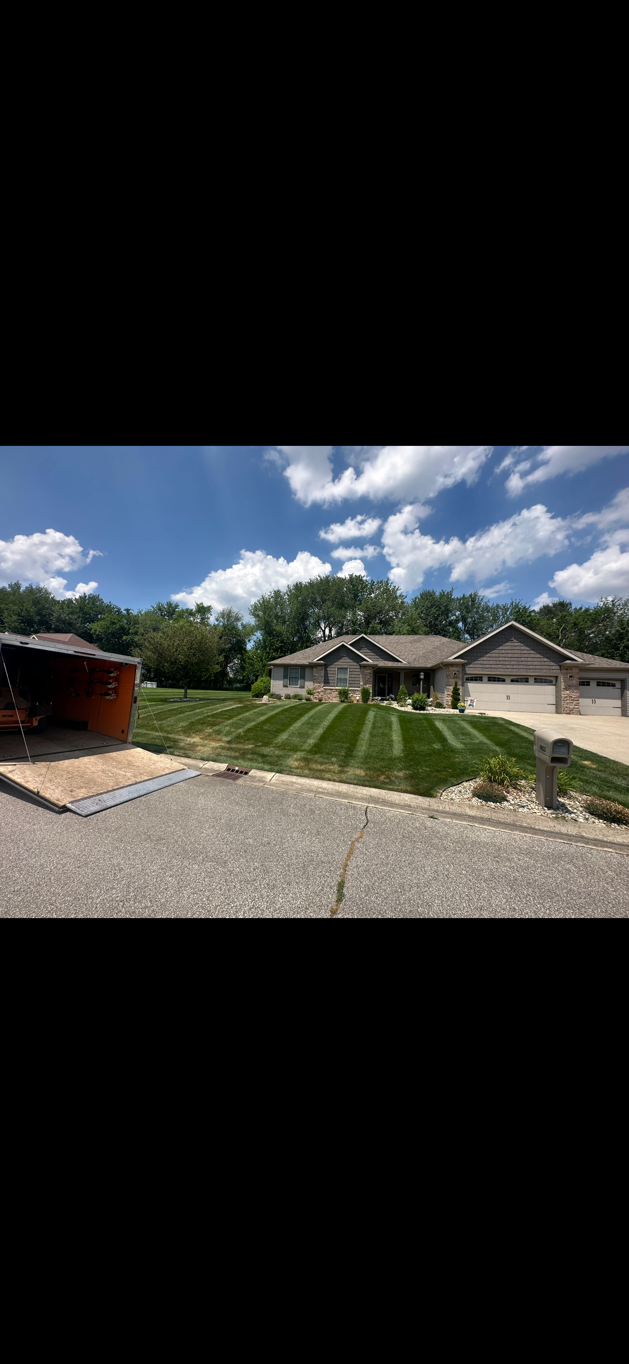  for FIRST CLASS GRASS LLC in Syracuse, IN
