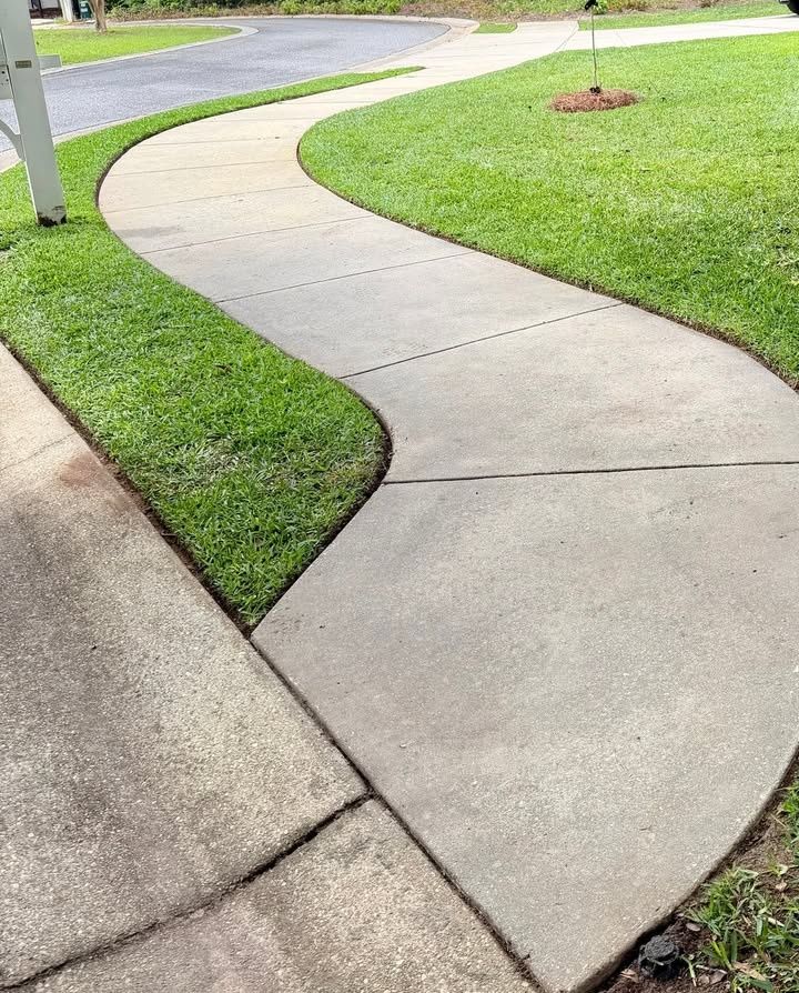  for Old Florida Lawncare in Baker, FL