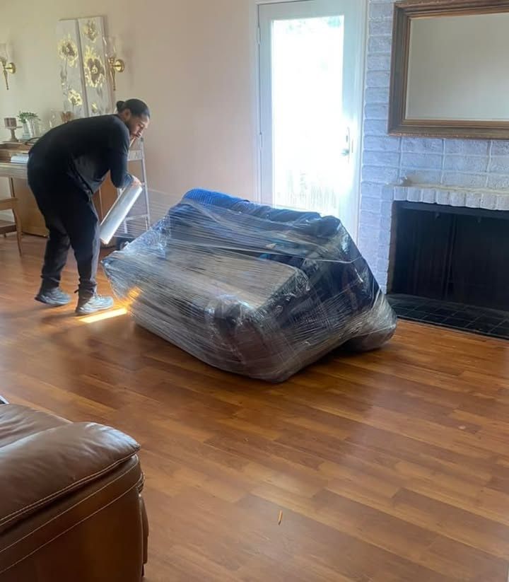  for Hugo’s Affordable Moving Labor in San Diego, CA