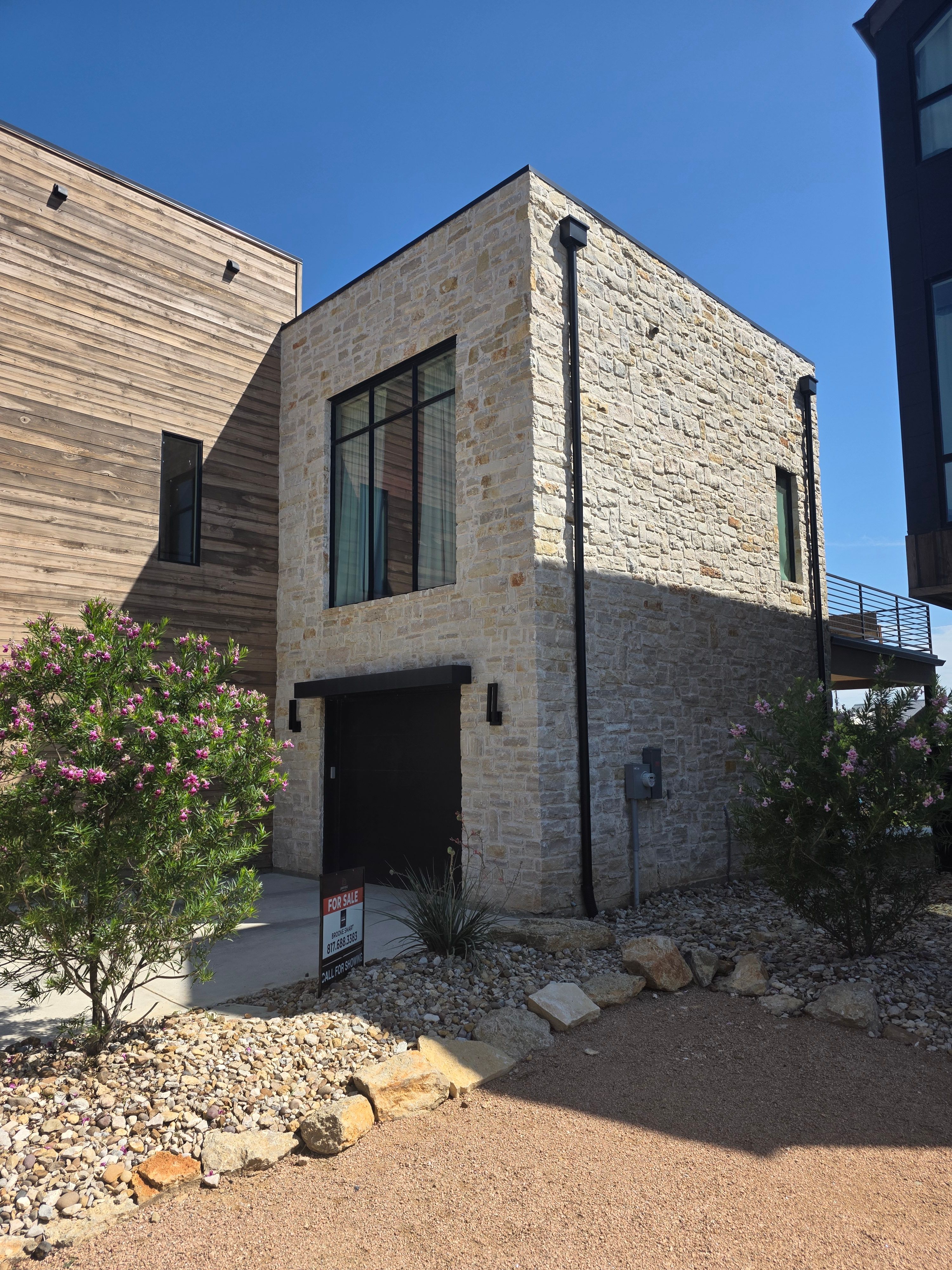  for Granbury Stone Industries in Granbury, TX