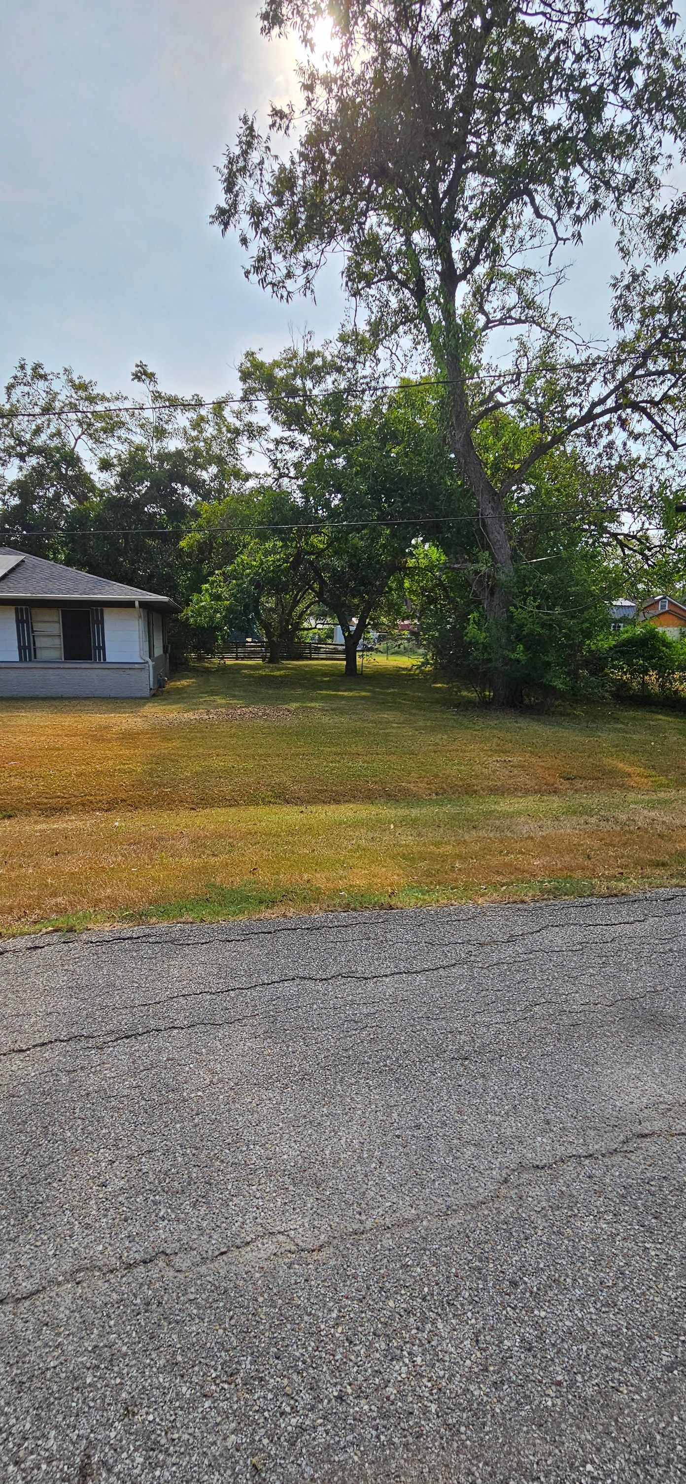 All Photos for Gulf-Tex Lawn Care in Baytown, TX