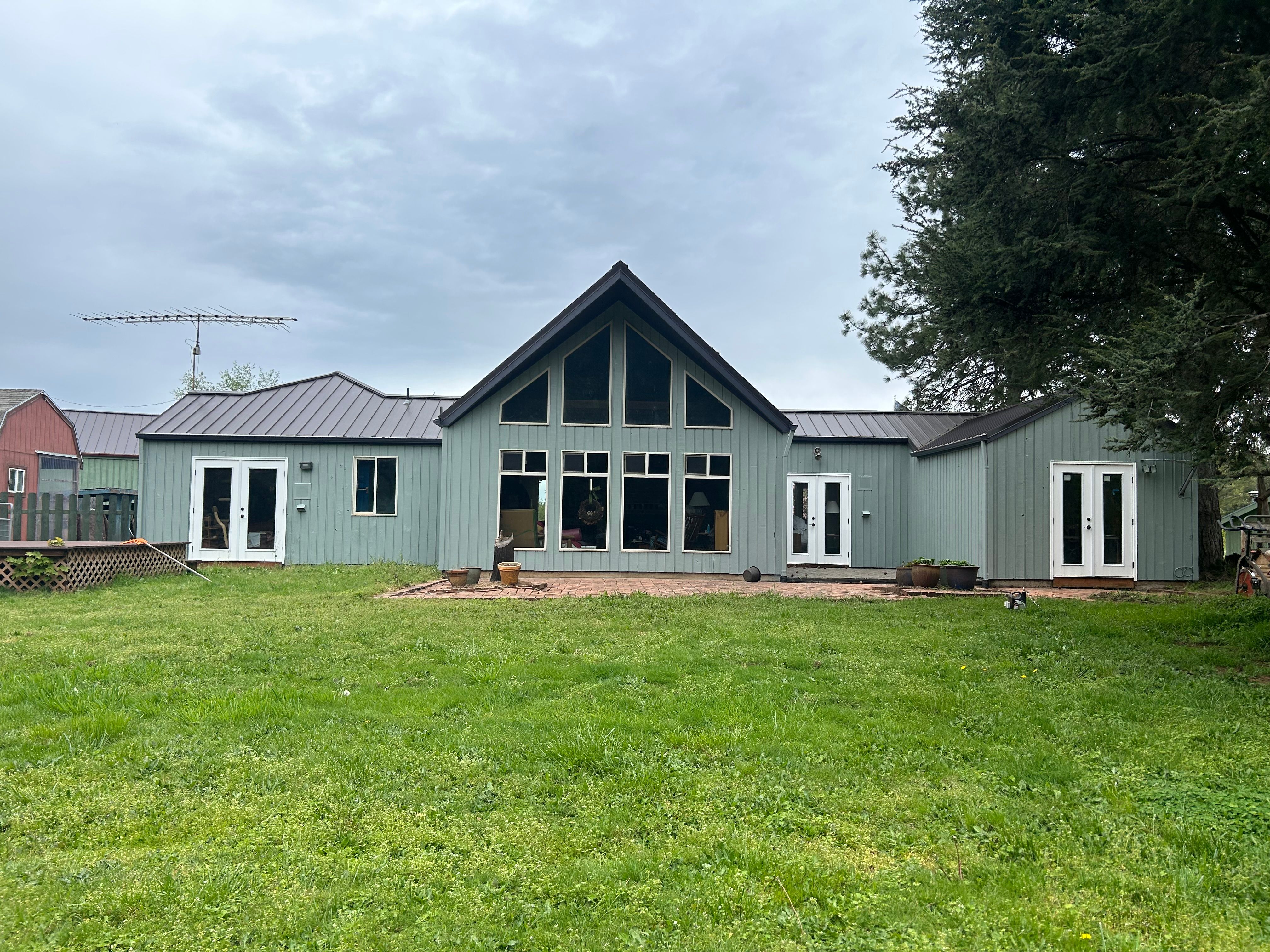 Good Before and After for Great Paint and Renovate LLC in Lebanon, OR